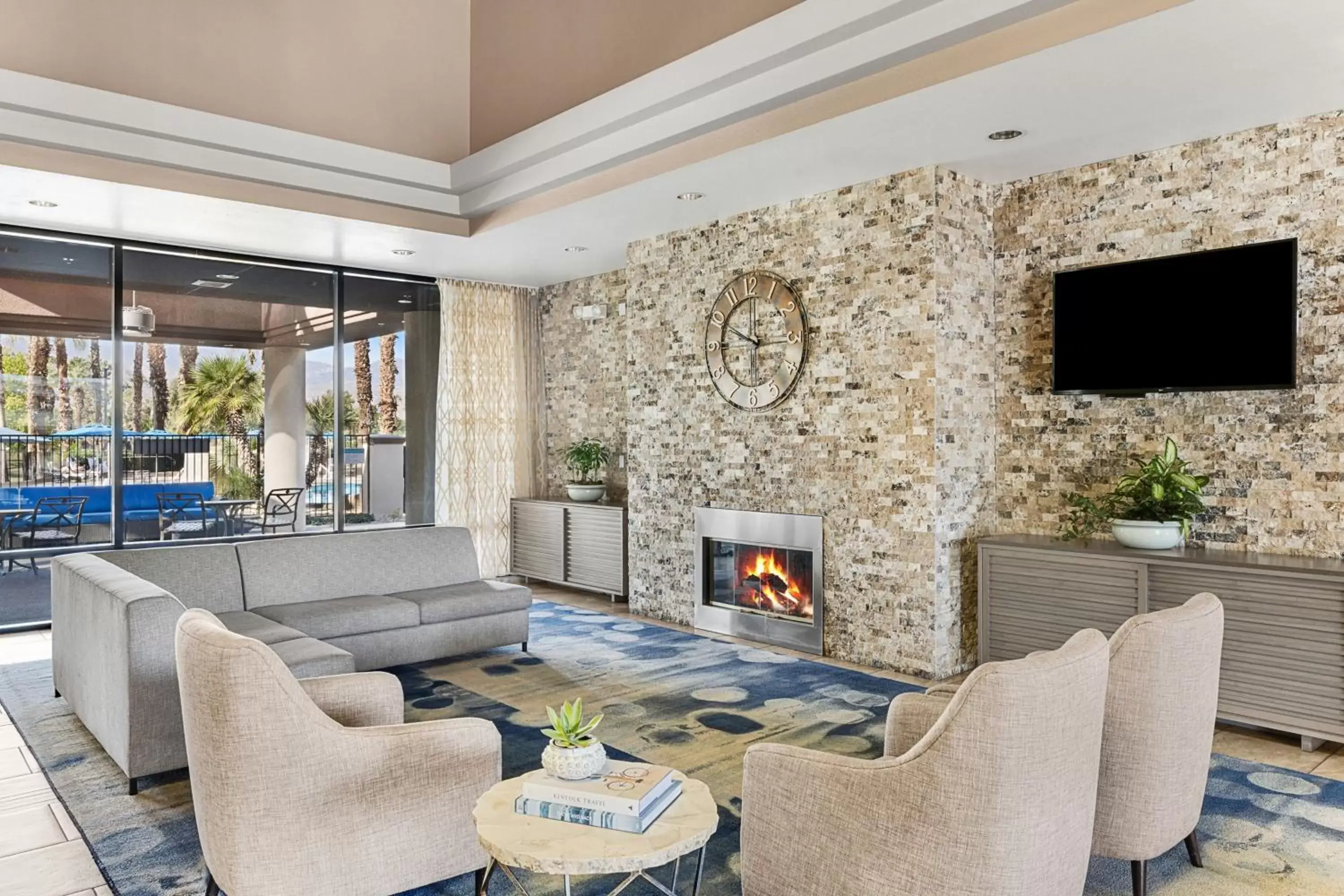 Lobby or reception, Lounge/Bar in Marriott's Desert Springs Villas I