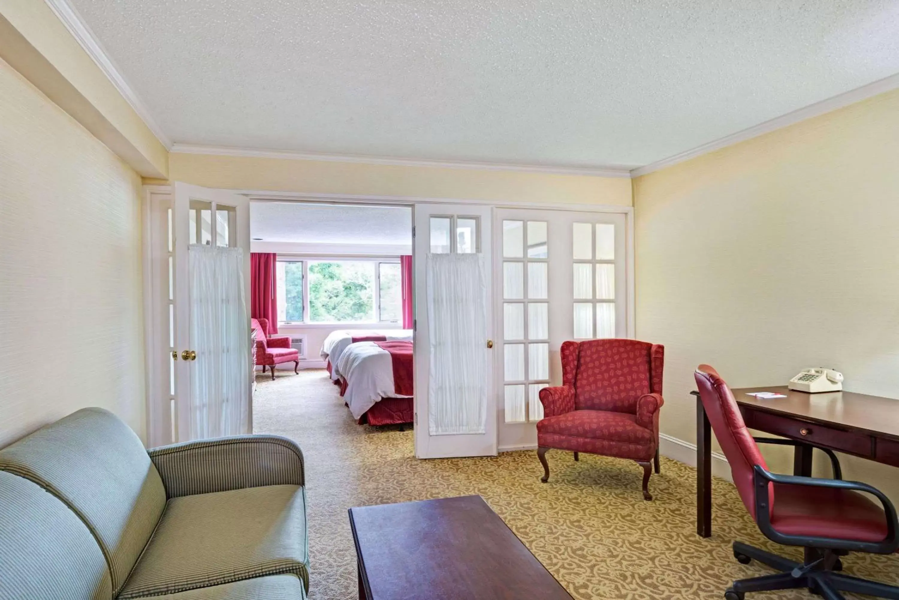 One Bedroom Suite with Two Double Beds - Non-Smoking in Ramada by Wyndham Seekonk Providence Area