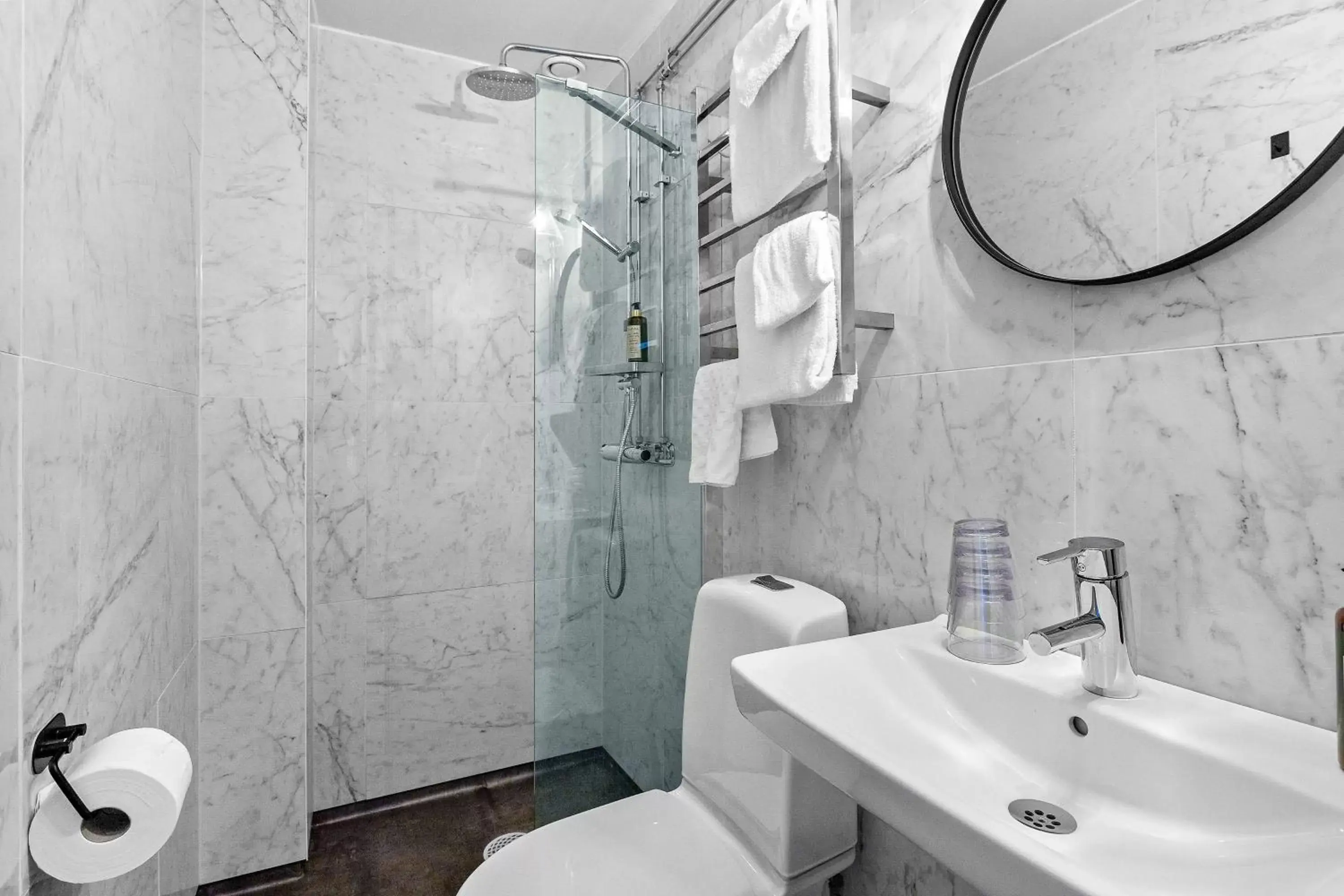 Bathroom in Nora Stadshotell, Sure Hotel Collection by Best Western