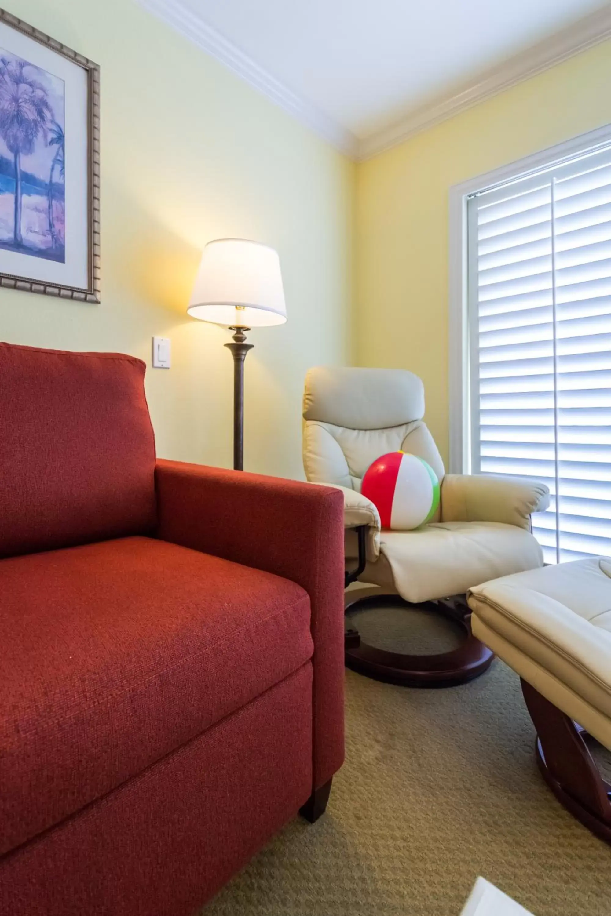 Day, Seating Area in Inn at the Beach-Venice Florida