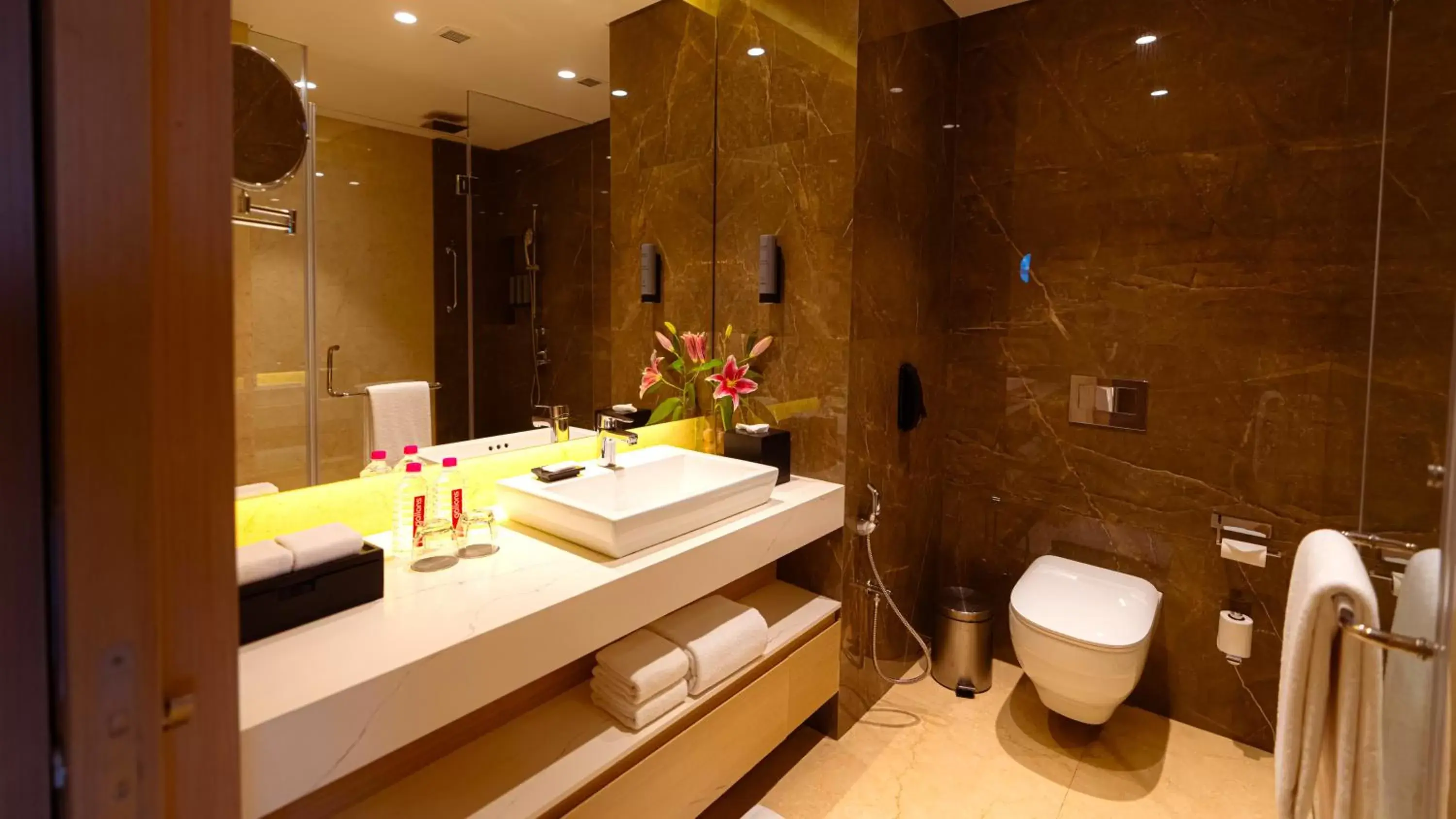 Bathroom in Courtyard by Marriott Vadodara