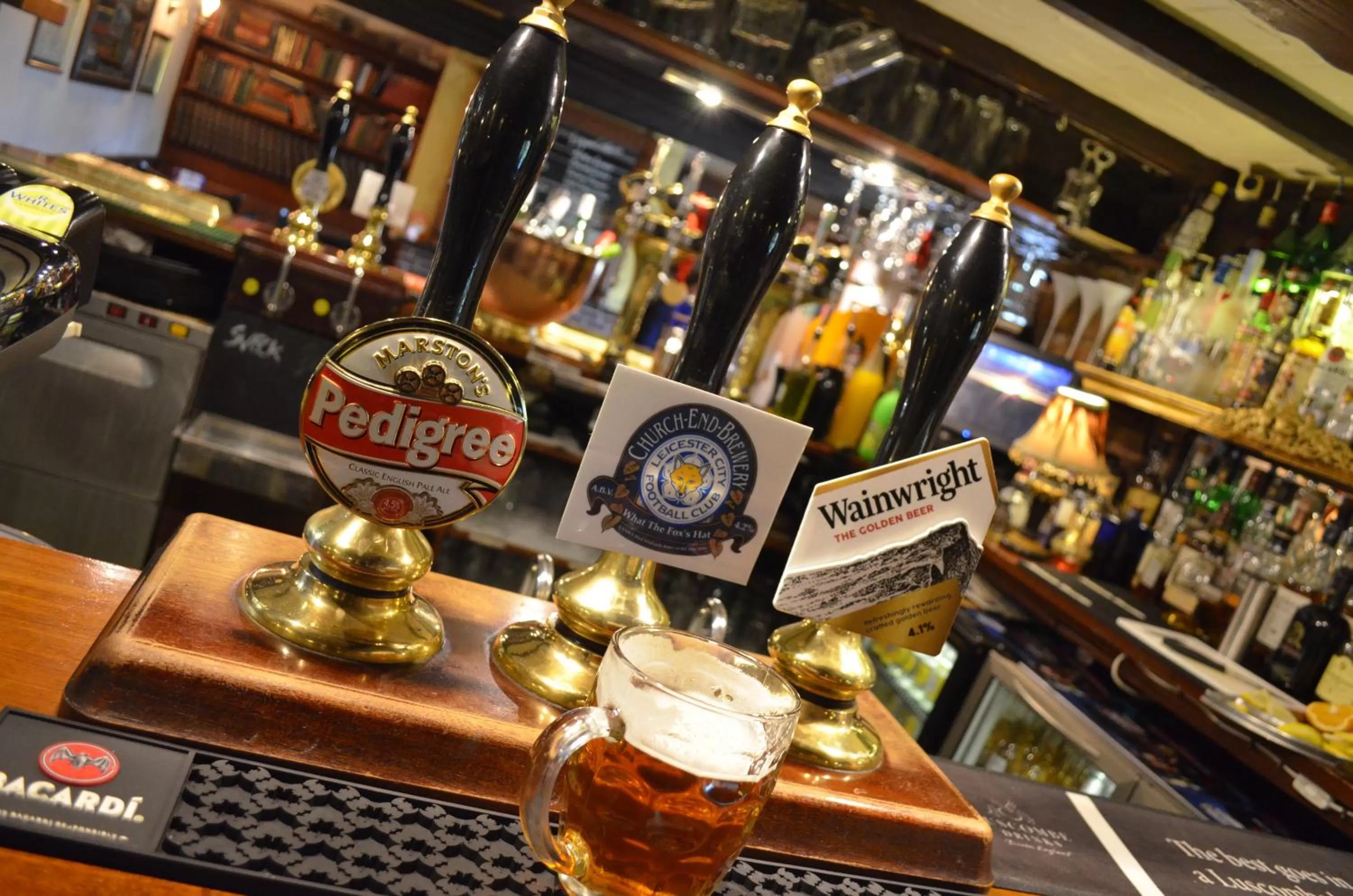 Lounge or bar in The Royal Arms Bed & Breakfast