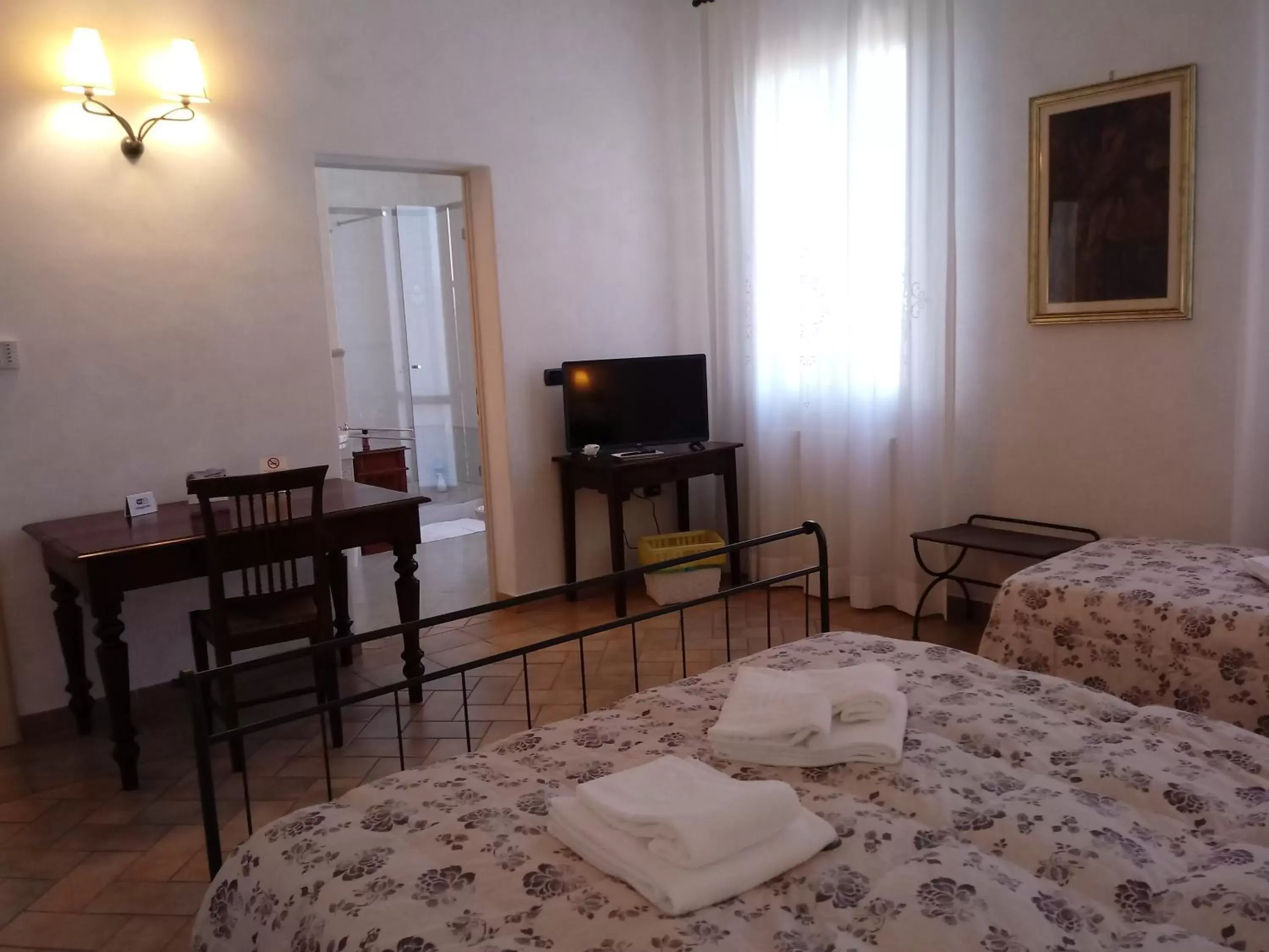 Bed in B&B Residence il Ciliegio , Via Villa Superiore 93 Luzzara