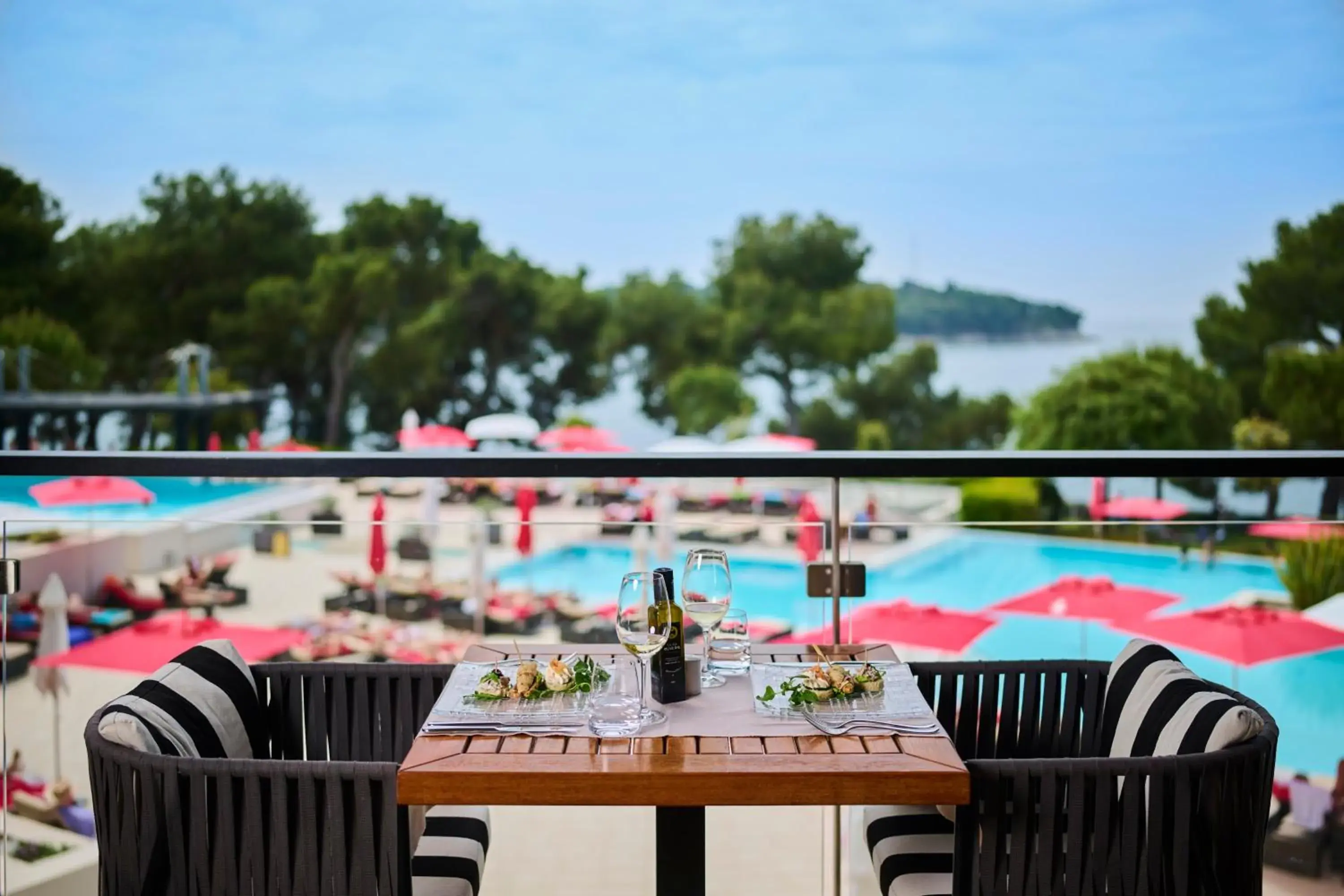 Restaurant/places to eat, Swimming Pool in Hotel Parentium Plava Laguna