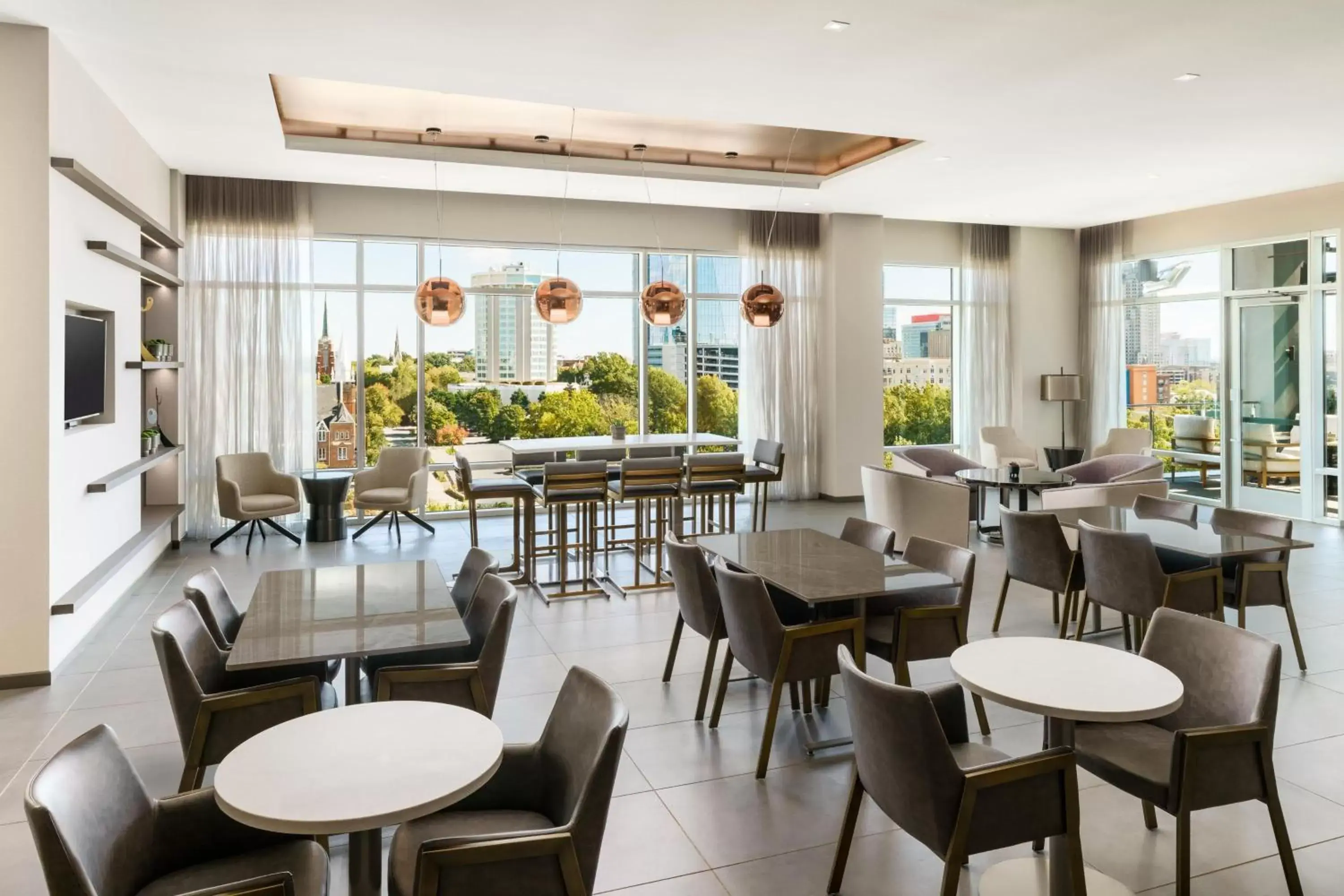 Kitchen or kitchenette, Restaurant/Places to Eat in AC Hotel By Marriott Raleigh Downtown