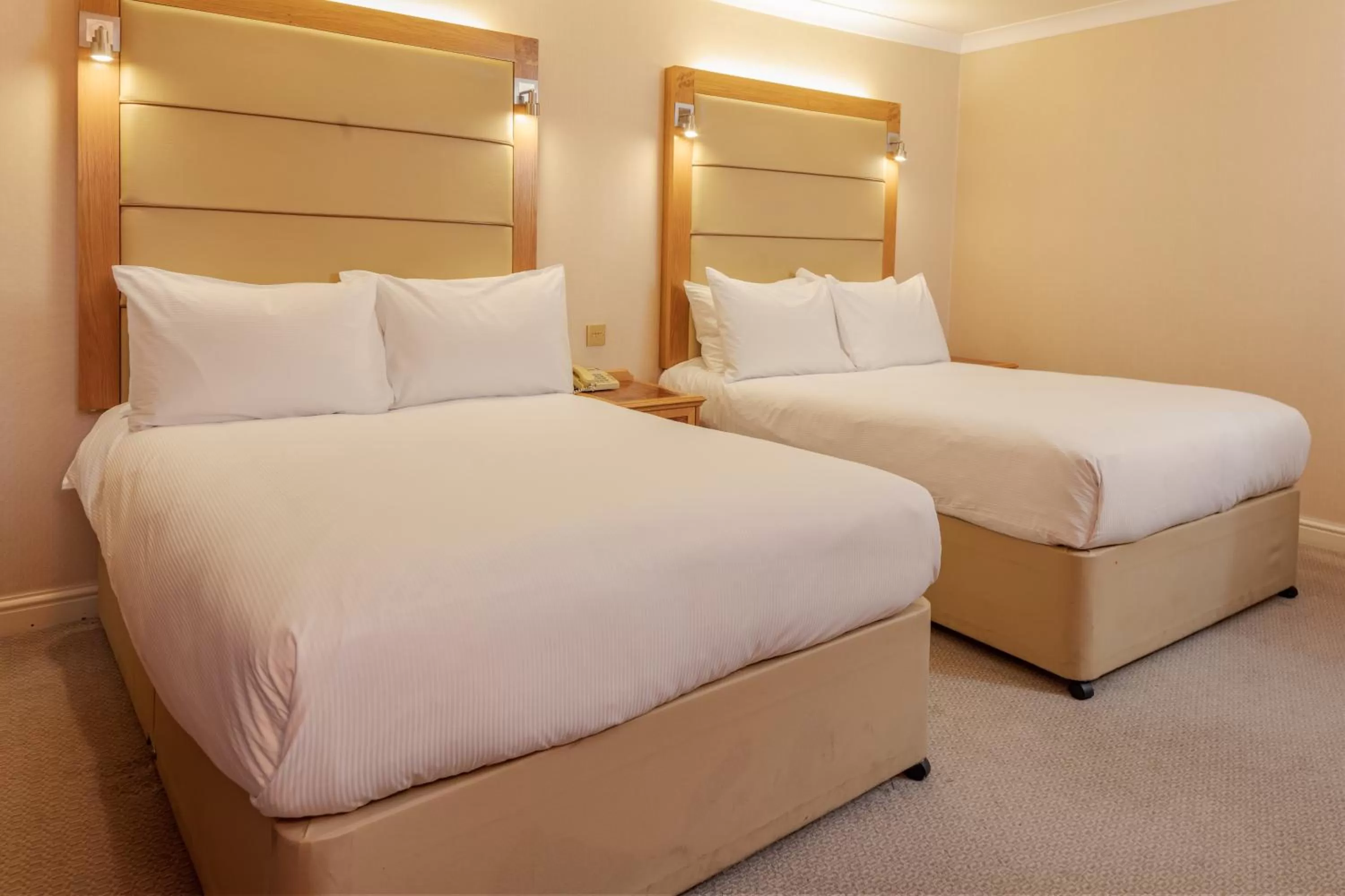 Deluxe Family Room in Forest Pines Hotel, Spa & Golf Resort