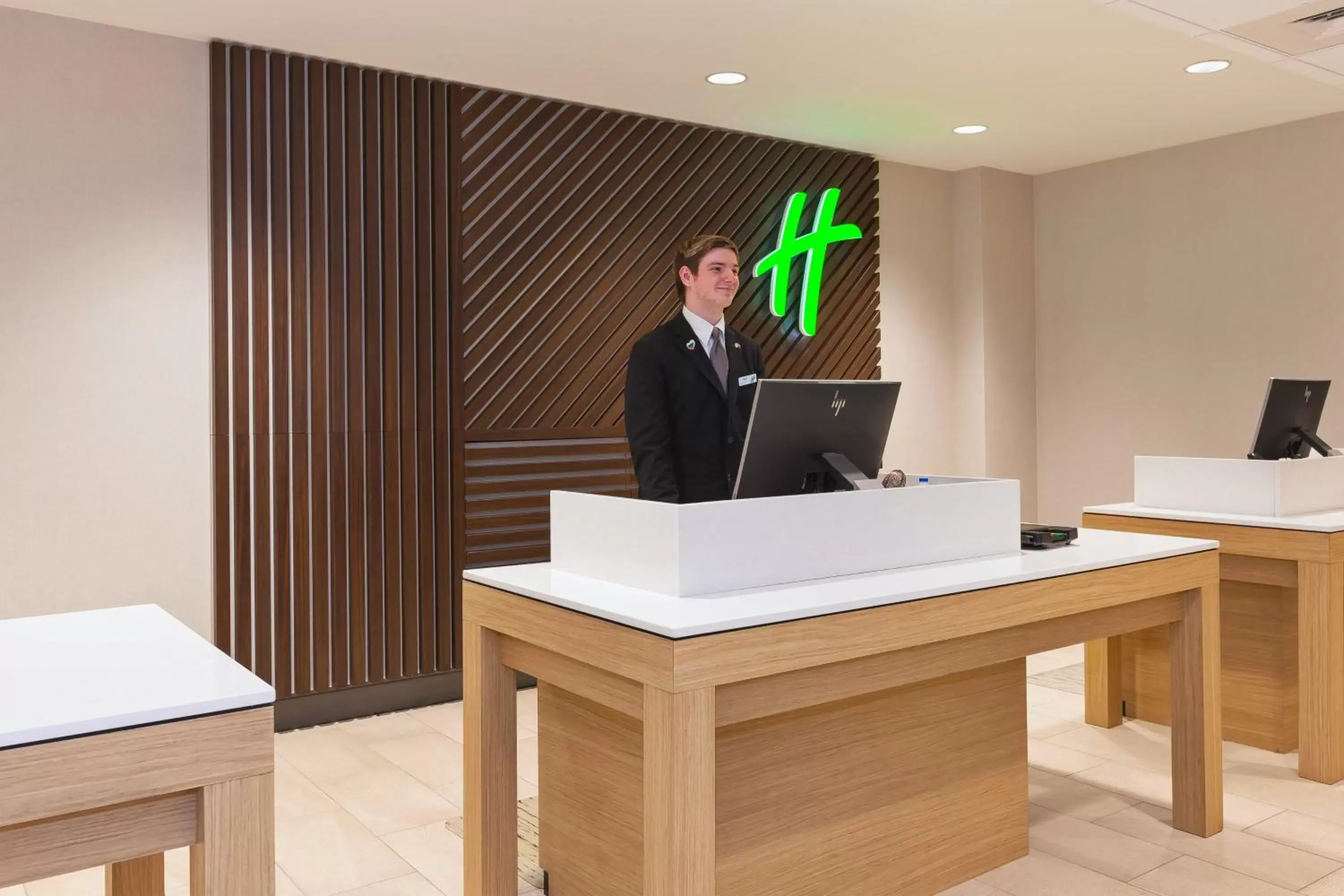 Property building, Lobby/Reception in Holiday Inn Grand Rapids Downtown, an IHG Hotel
