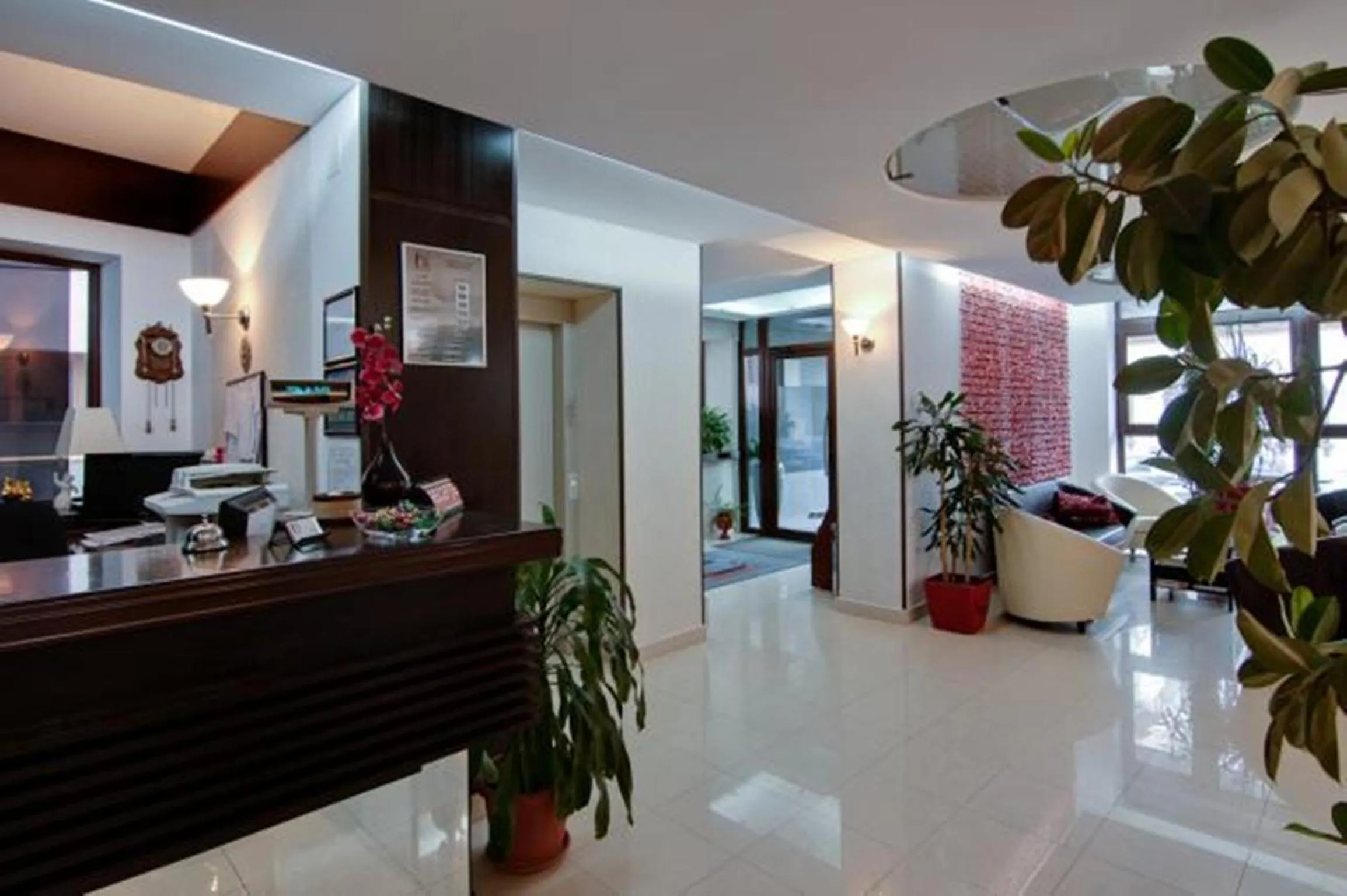 Lobby or reception in Hotel Razvan