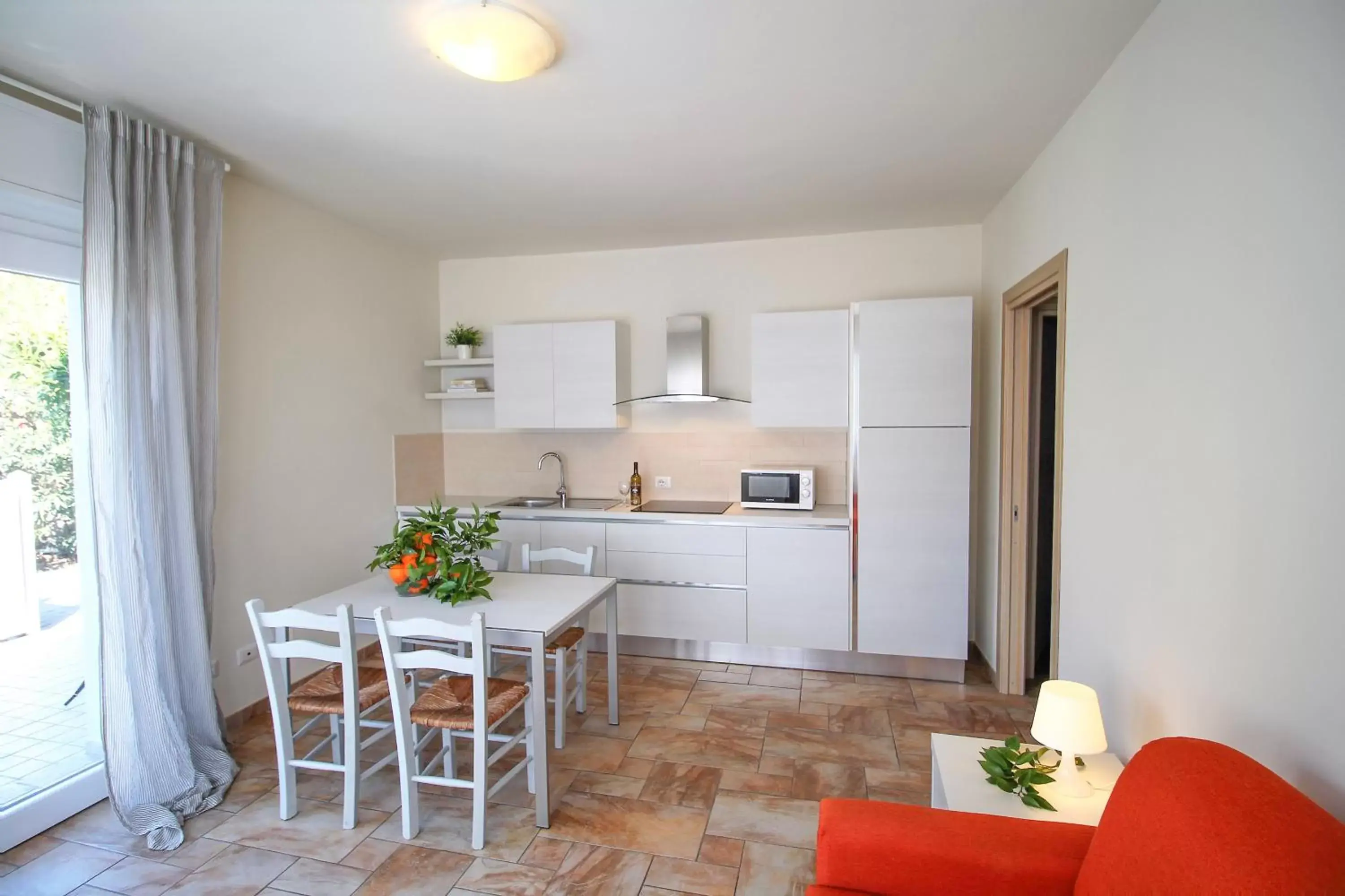 Kitchen or kitchenette, Dining Area in Residence Felice