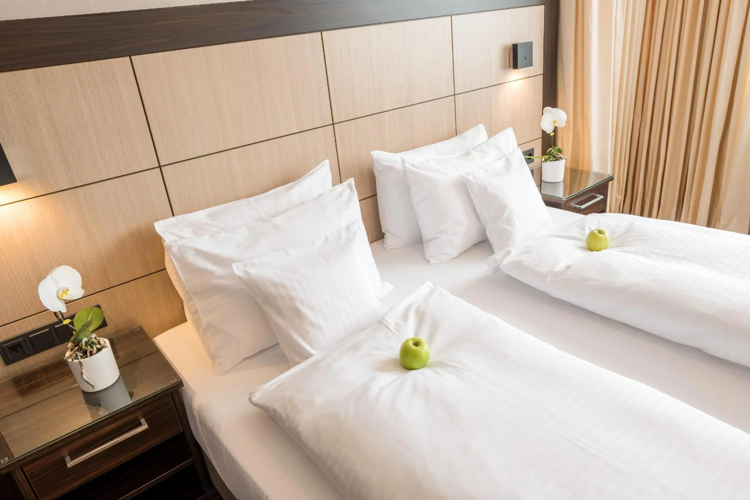 Leoso Hotel Leverkusen