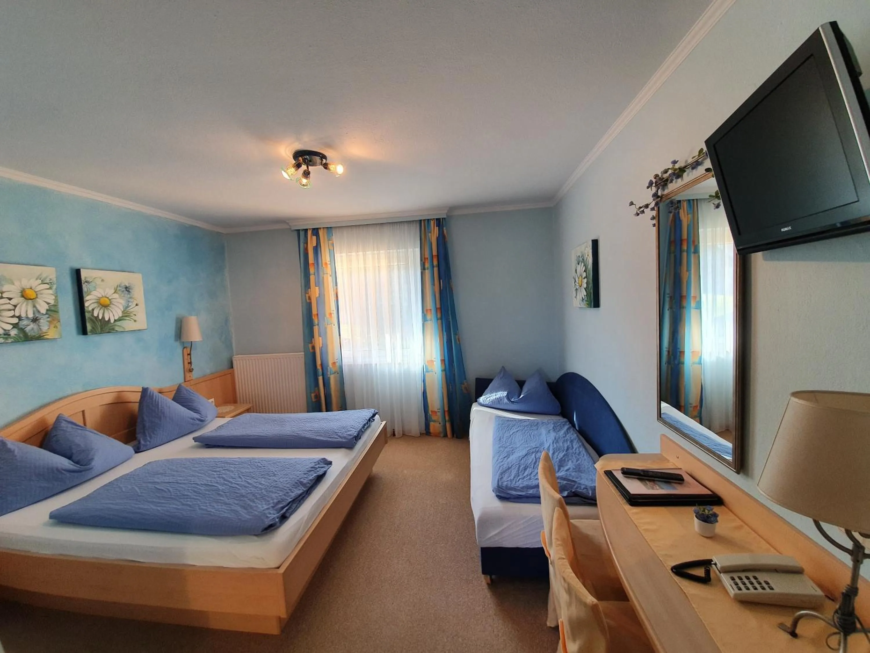 Photo of the whole room, Bed in Gasthof Hotel Zur Post