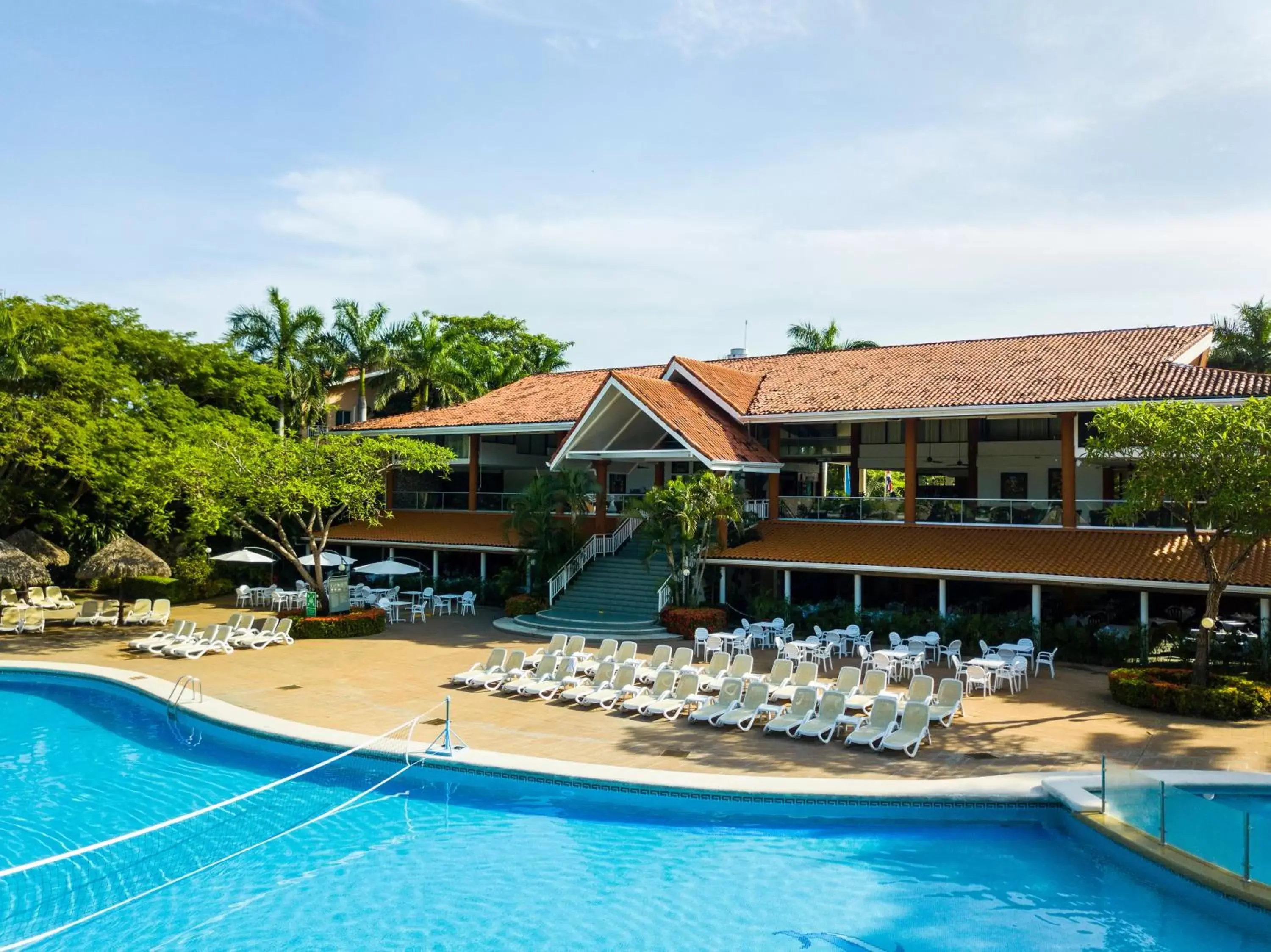 Swimming Pool in Occidental Tamarindo - All Inclusive