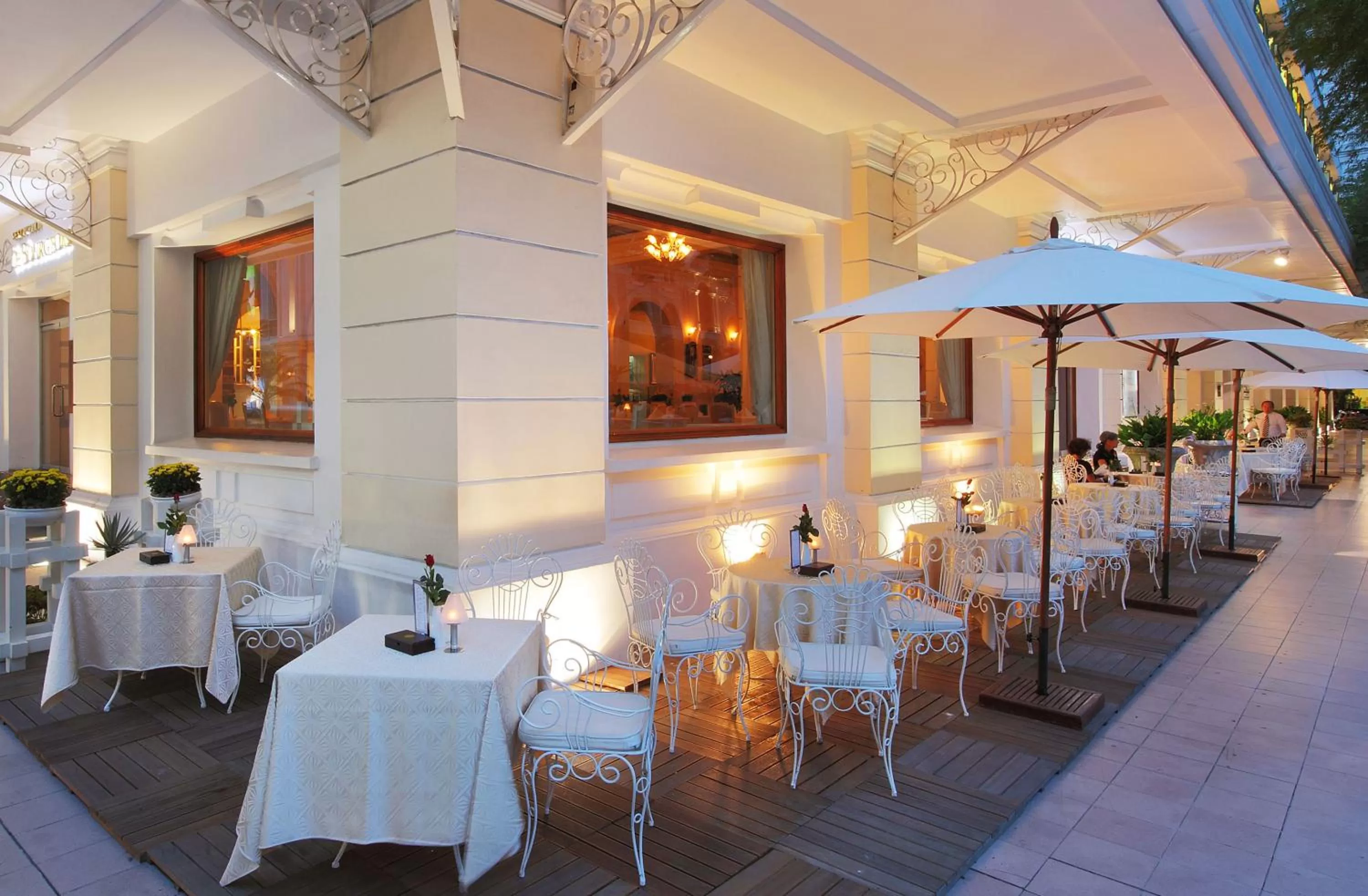 Restaurant/places to eat in Hotel Continental Saigon