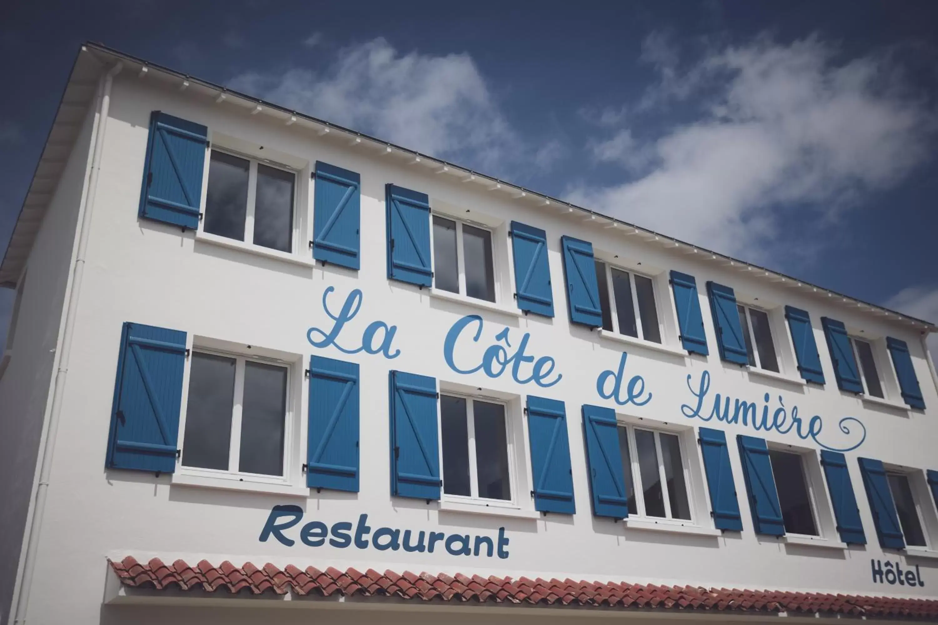 Property Building in La Côte de Lumière