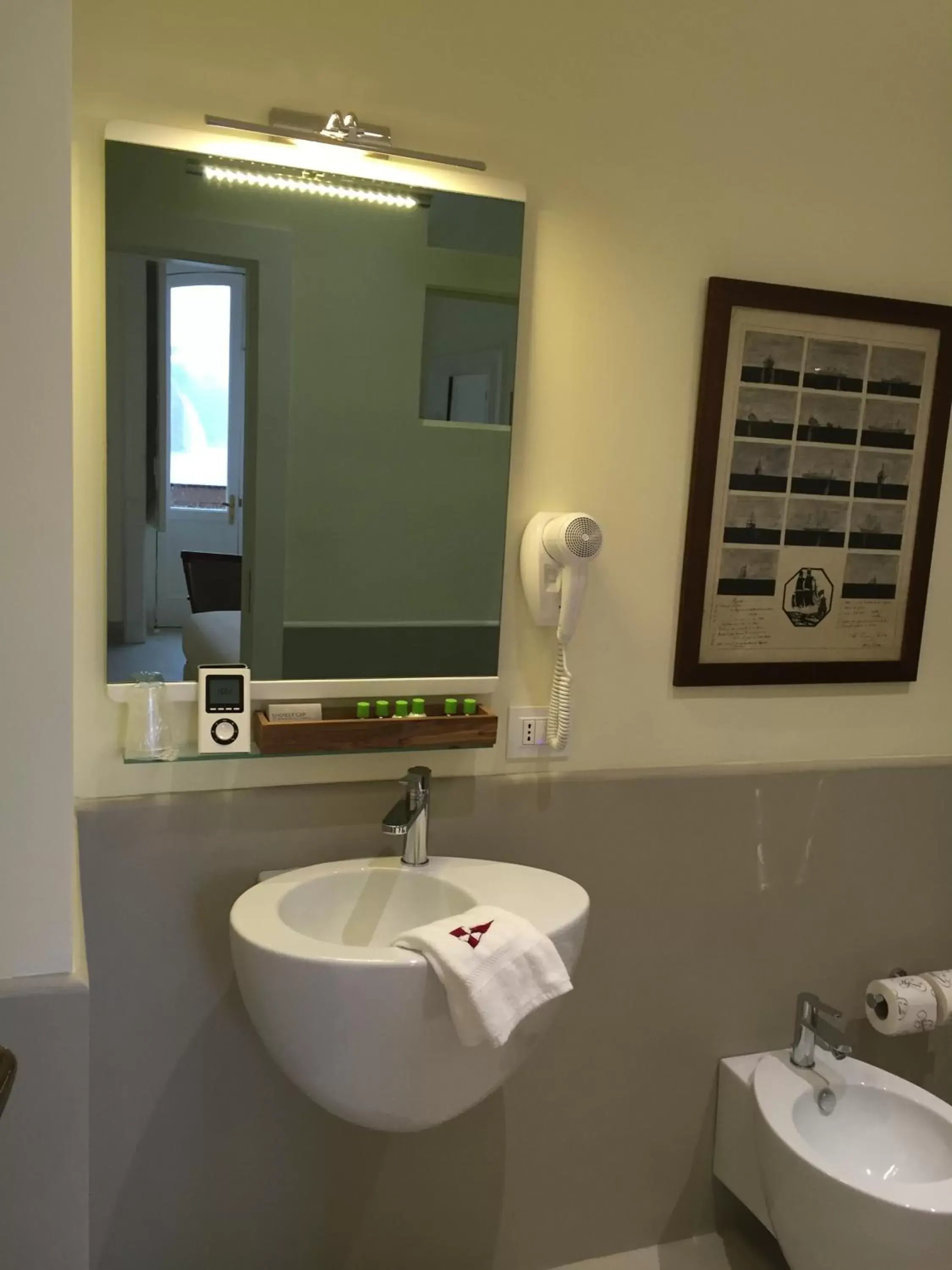 Bathroom in Yacht Club Capo Cervo Suites B&B