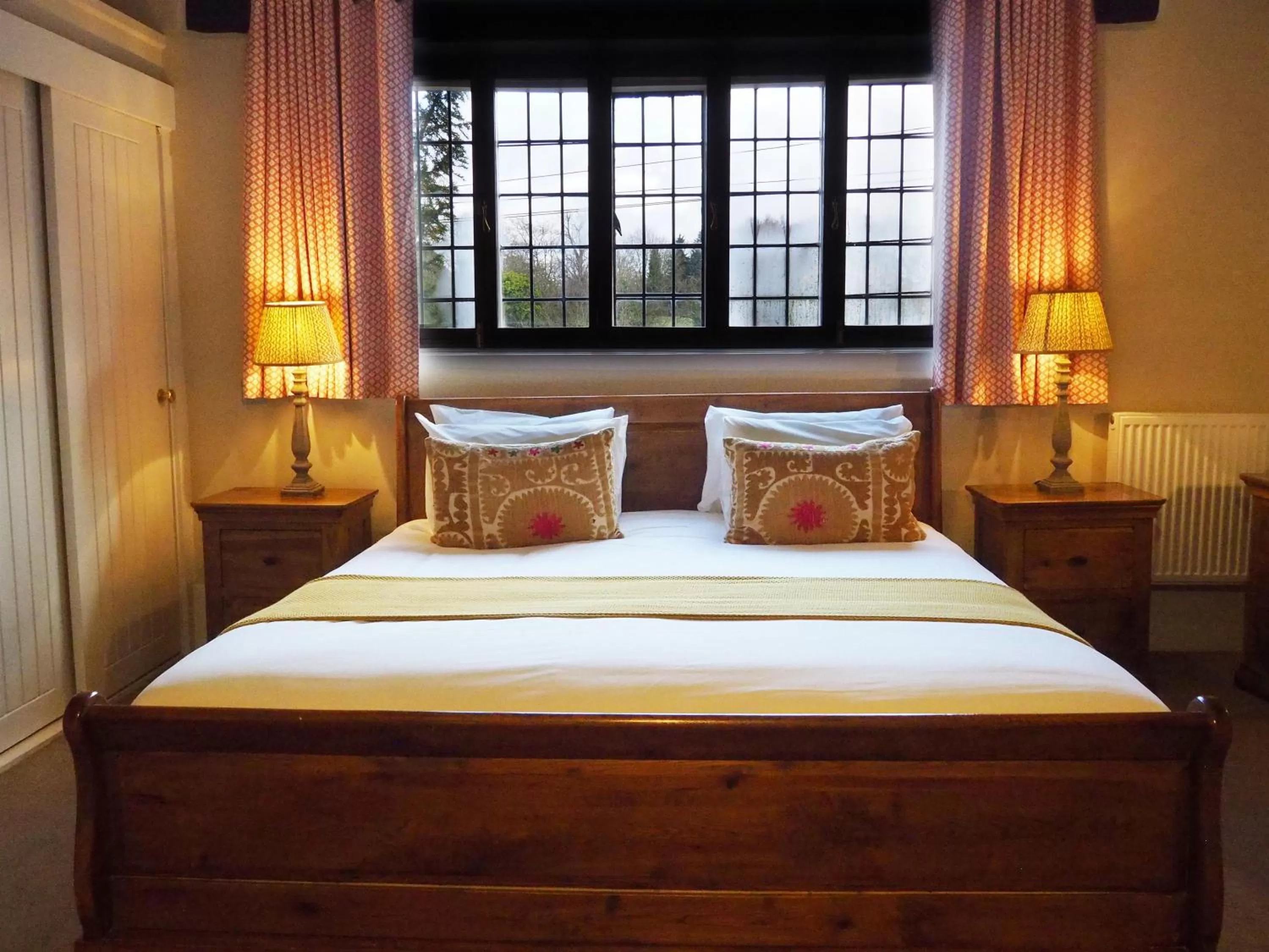 Bed in Bear and Ragged Staff