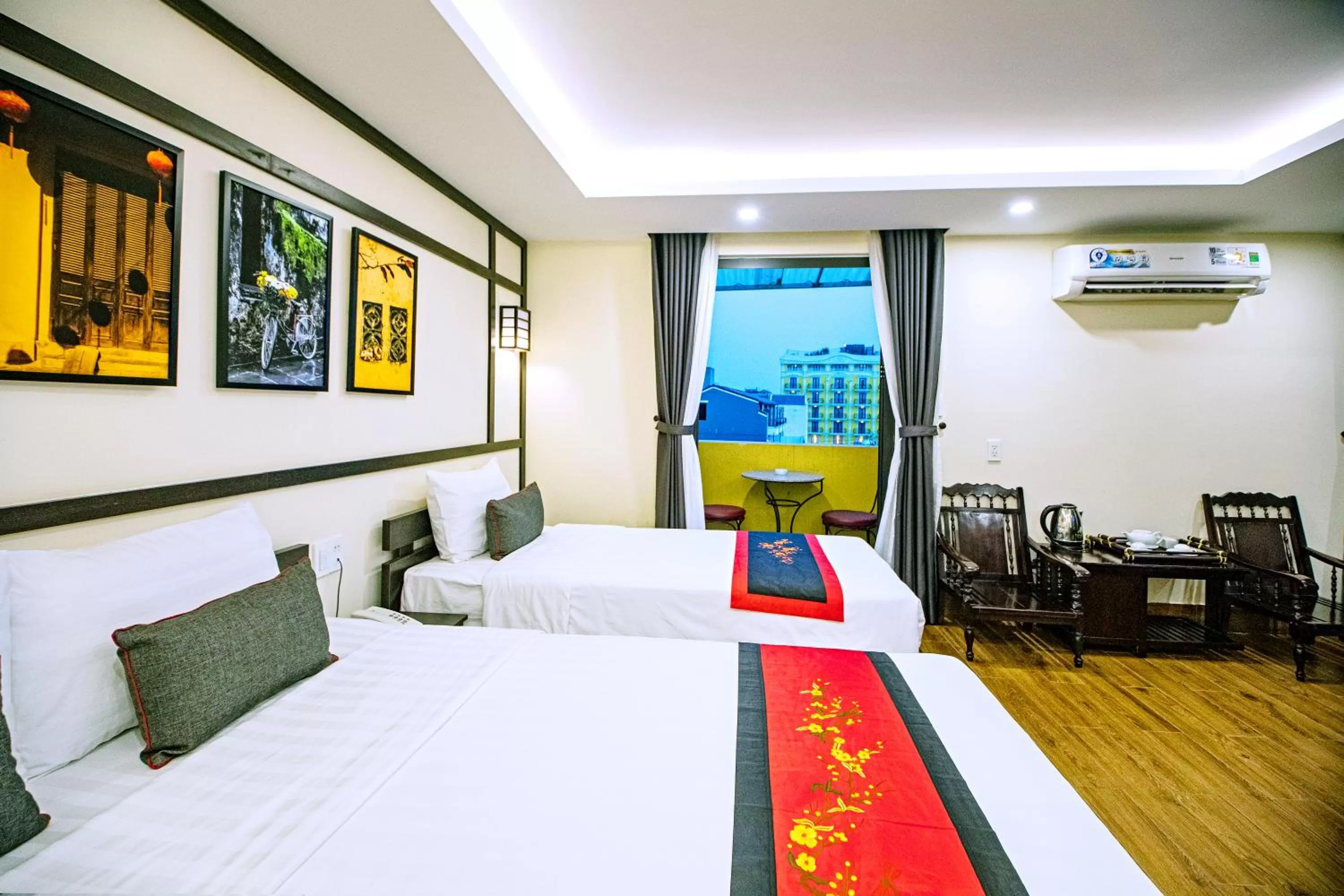 Bedroom, Bed in Hoi An Riverland Villa - Hoi An Center