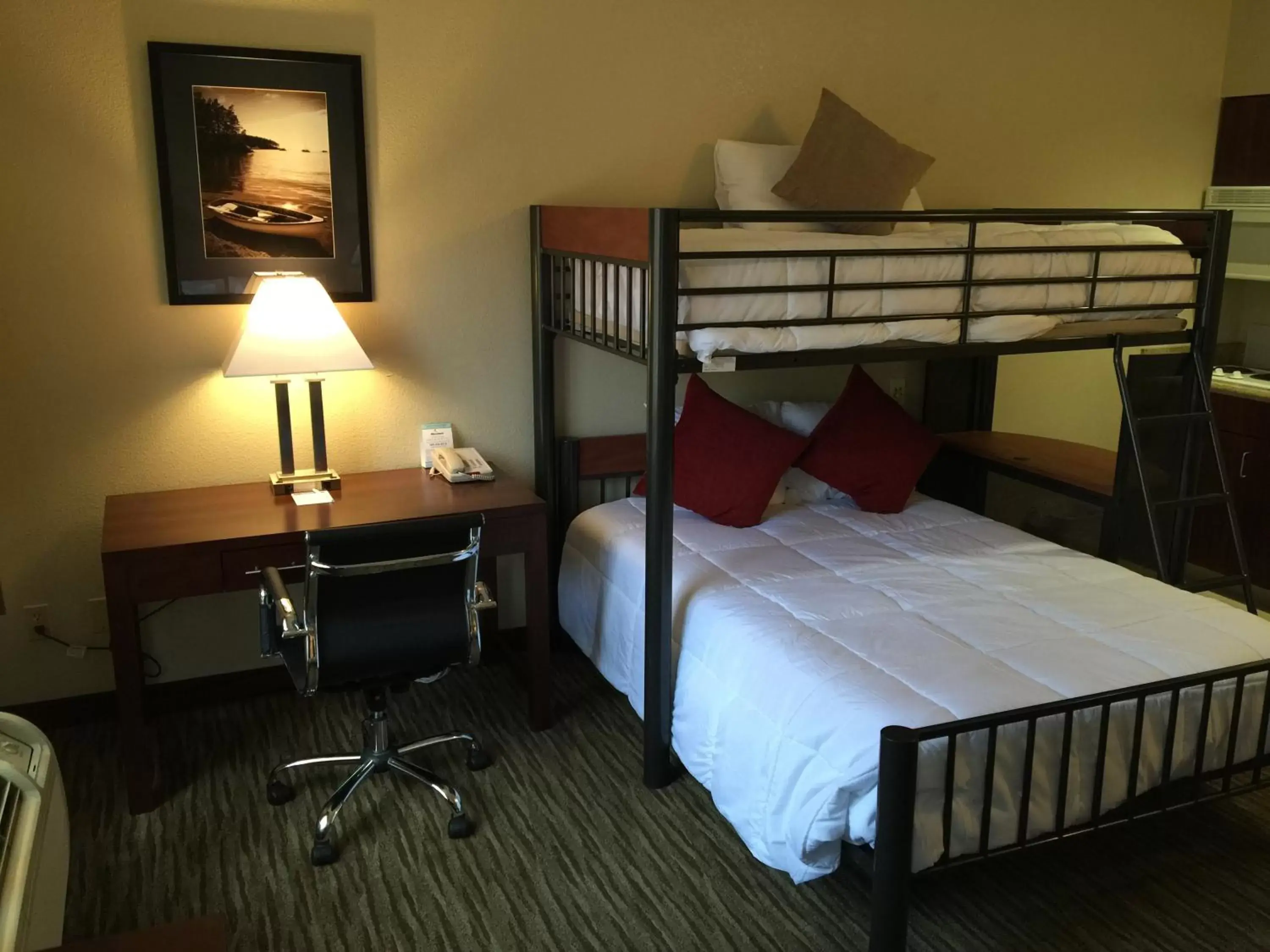 Bed, Bunk Bed in Hawthorn Suites by Wyndham Rancho Cordova/Folsom