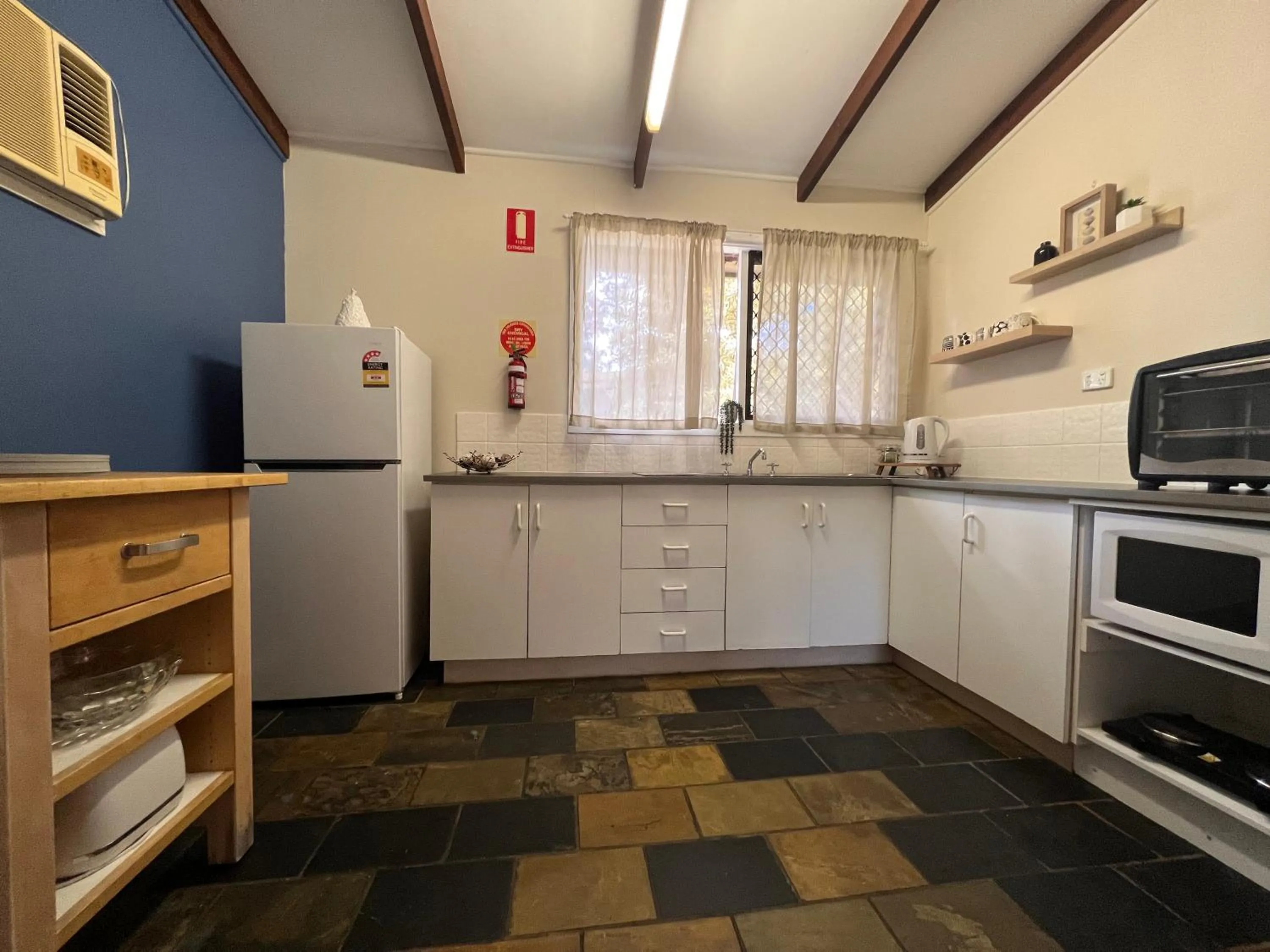 Kitchen or kitchenette in Colonial Village Resort