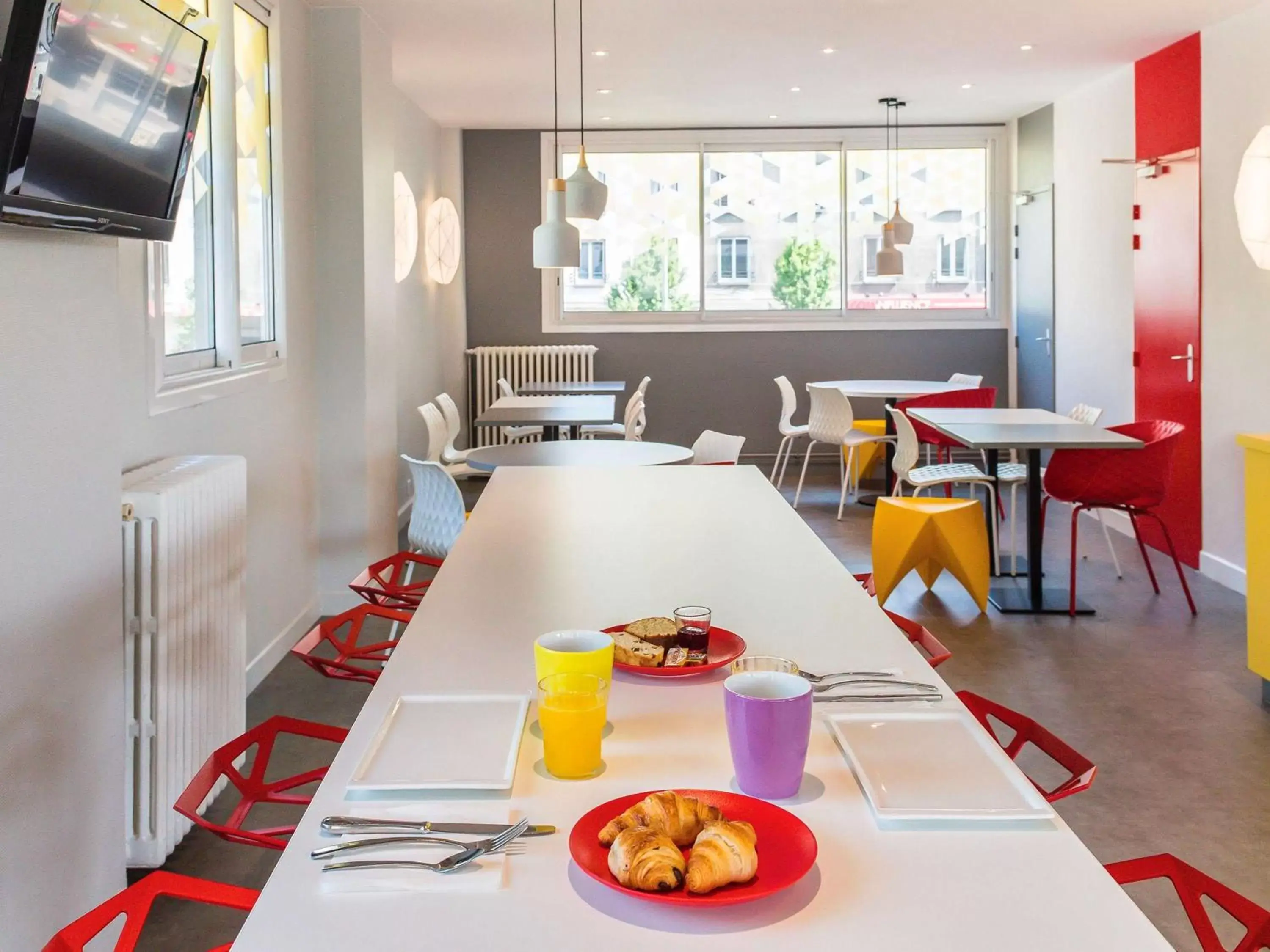 On site, Restaurant/Places to Eat in Ibis Styles Rouen Centre Cathédrale