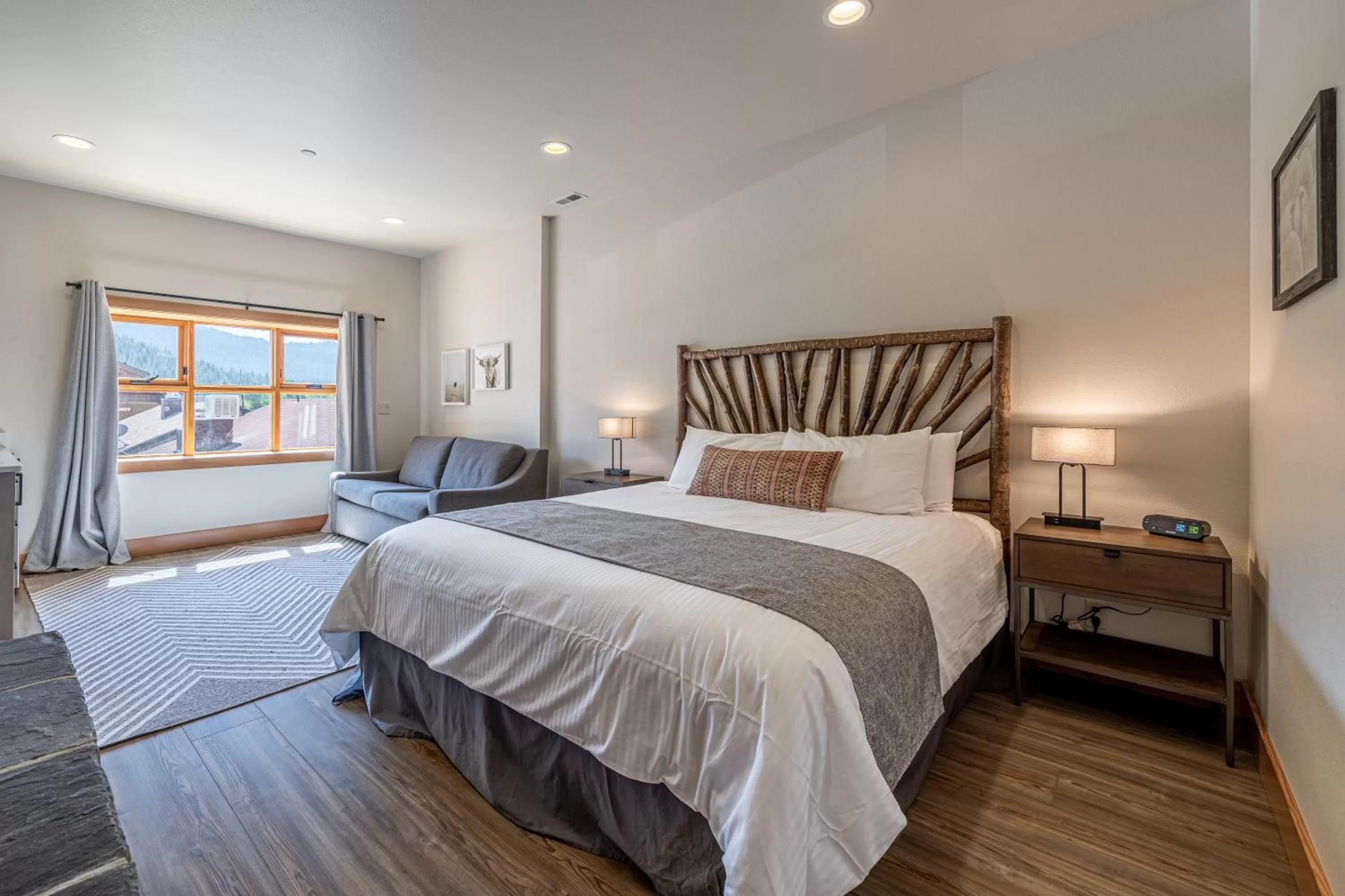 Bedroom, Bed in Alpen Dorf Pension