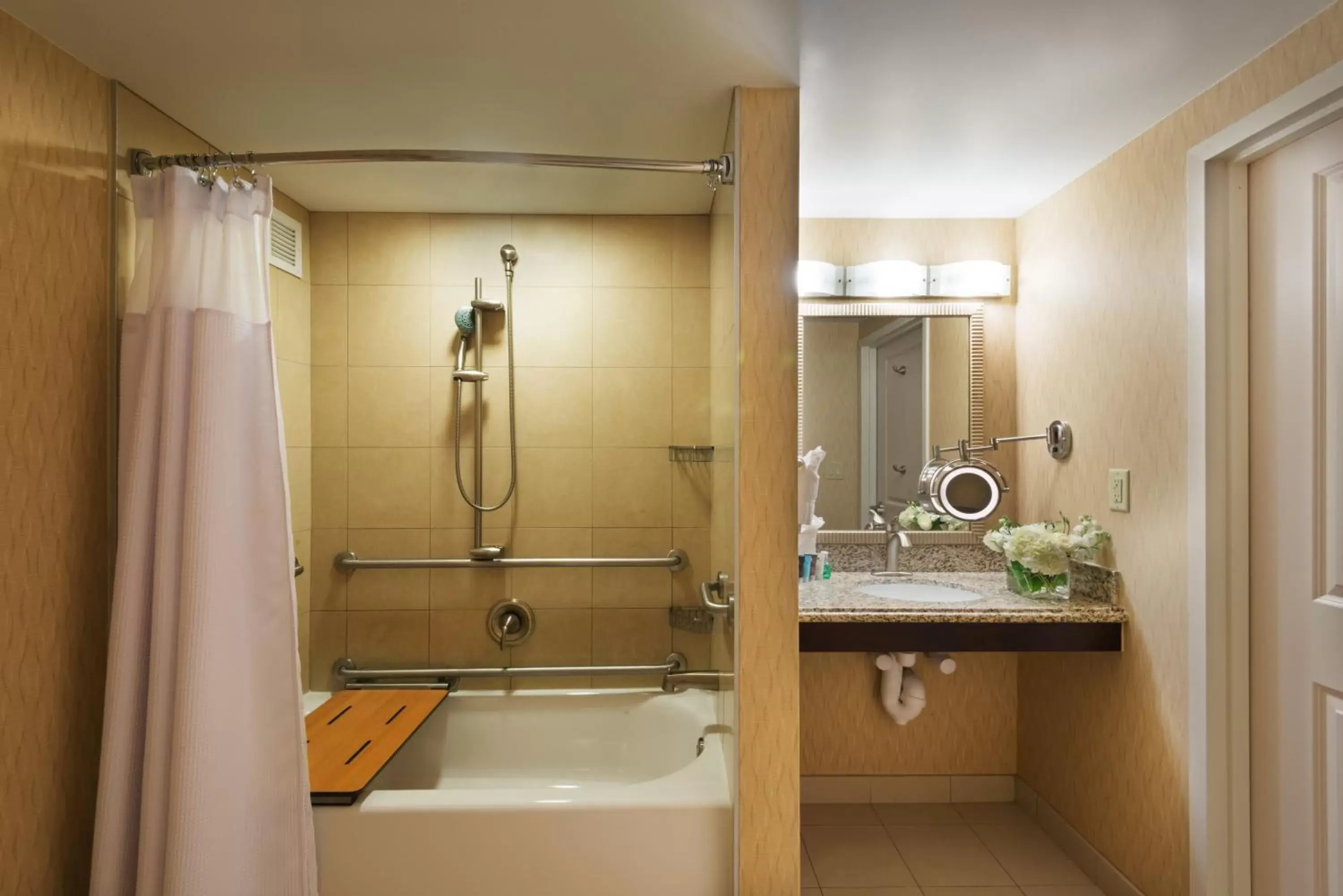 Photo of the whole room, Bathroom in Crowne Plaza Boston - Woburn, an IHG Hotel