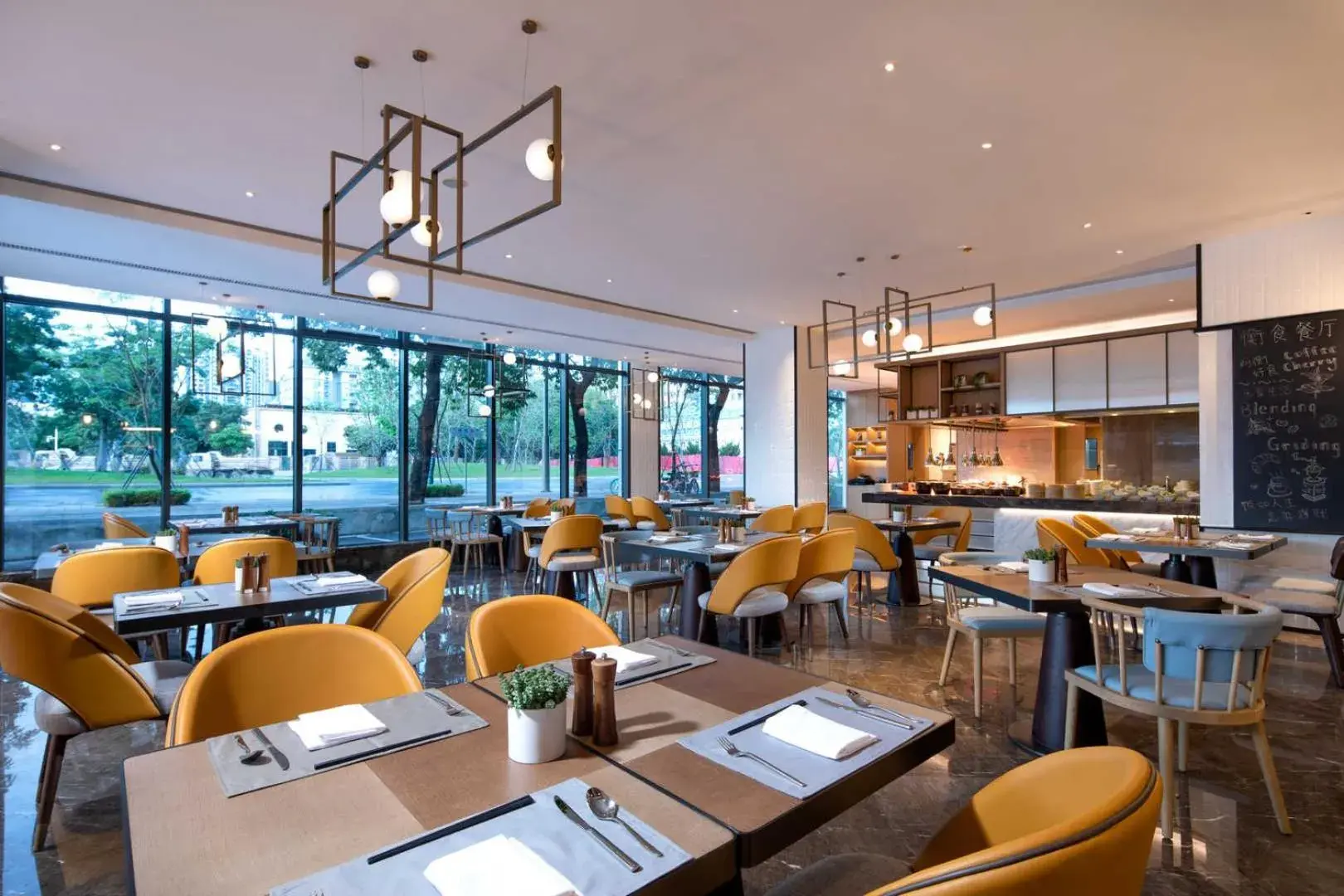 Restaurant/Places to Eat in EVEN Hotel Shenzhen Nanshan, an IHG Hotel