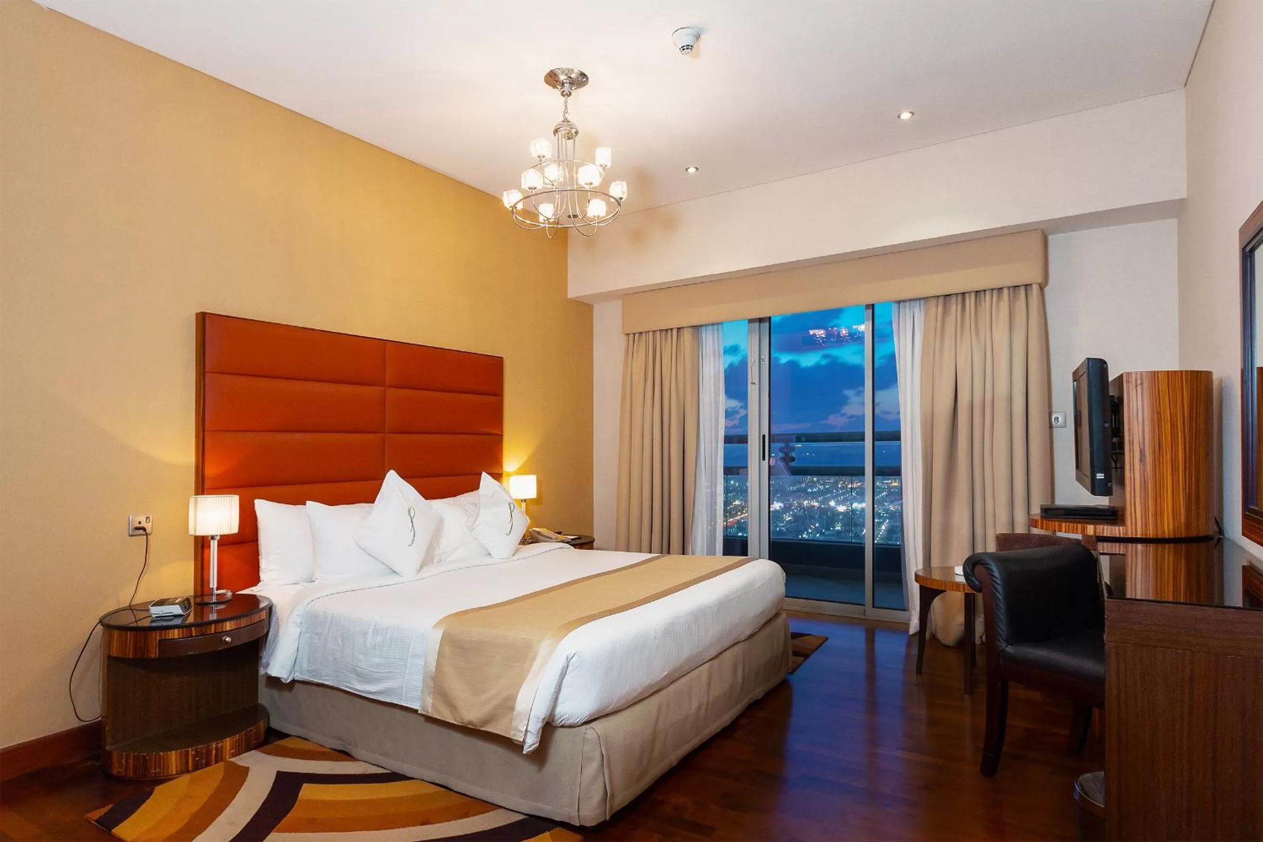 Bed in City Premiere Hotel Apartments - Dubai