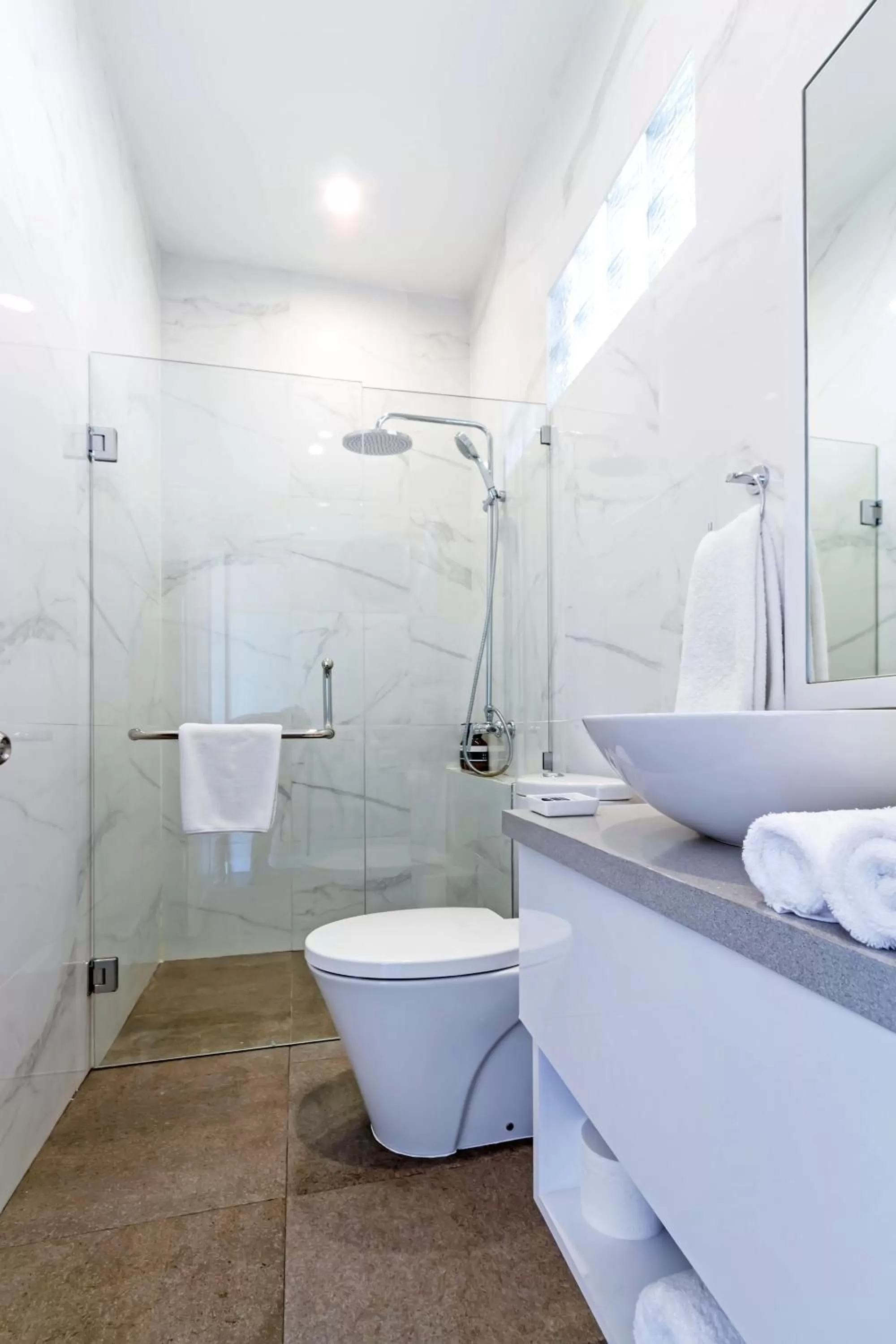 Toilet in Akaya Bali