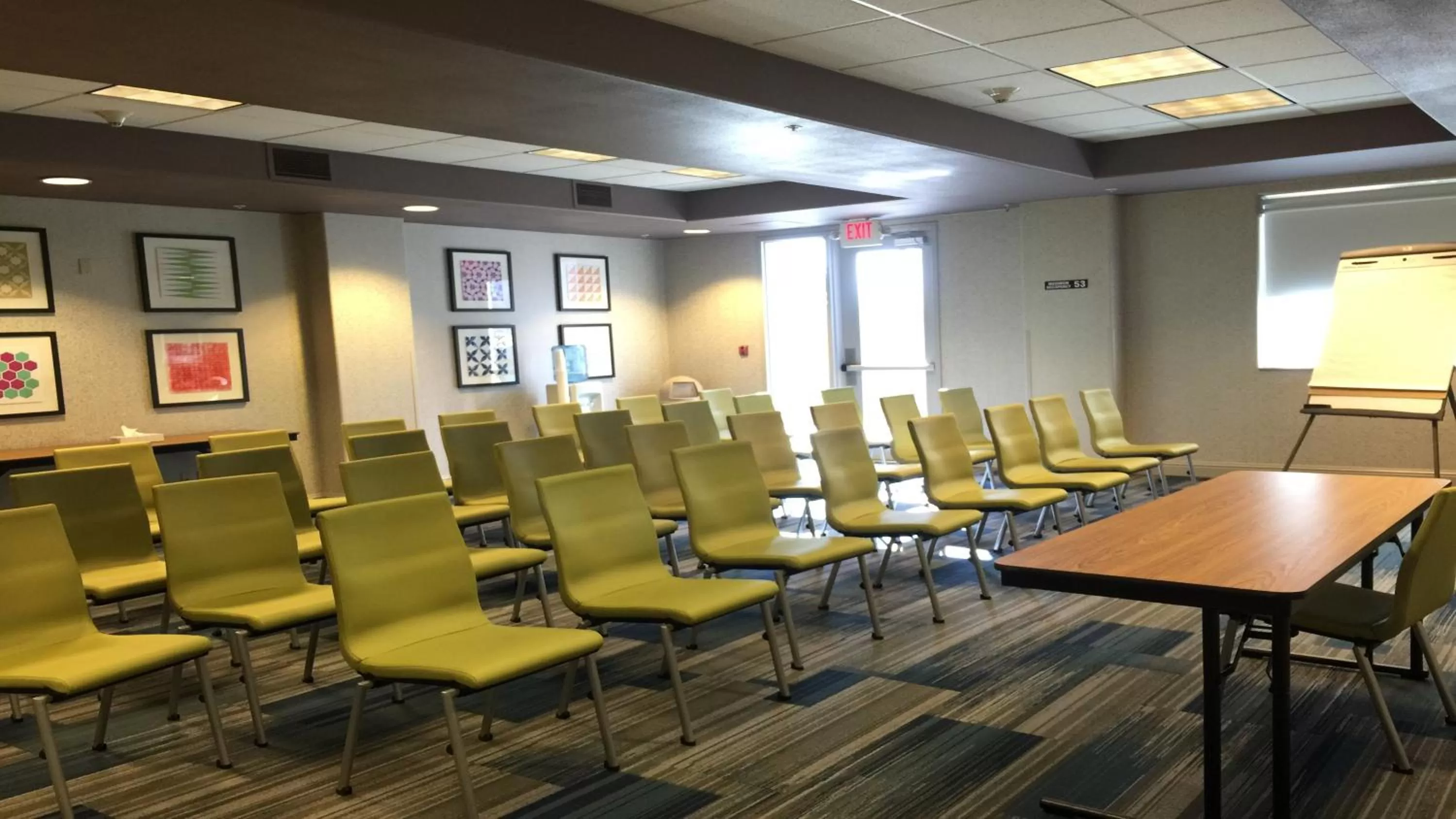 Meeting/conference room in Holiday Inn Express Woodland by IHG
