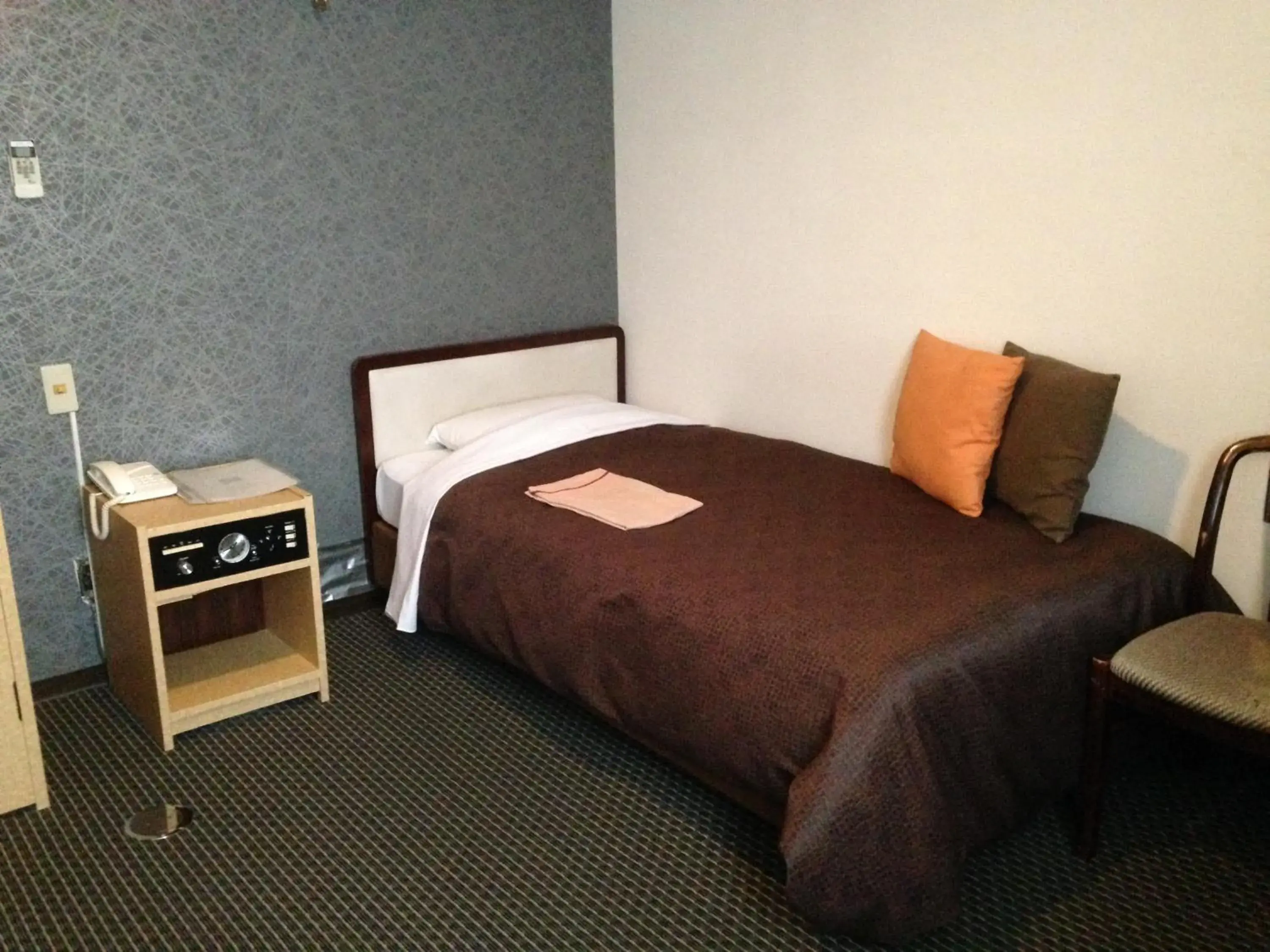 Bed in Nagano Plaza Hotel