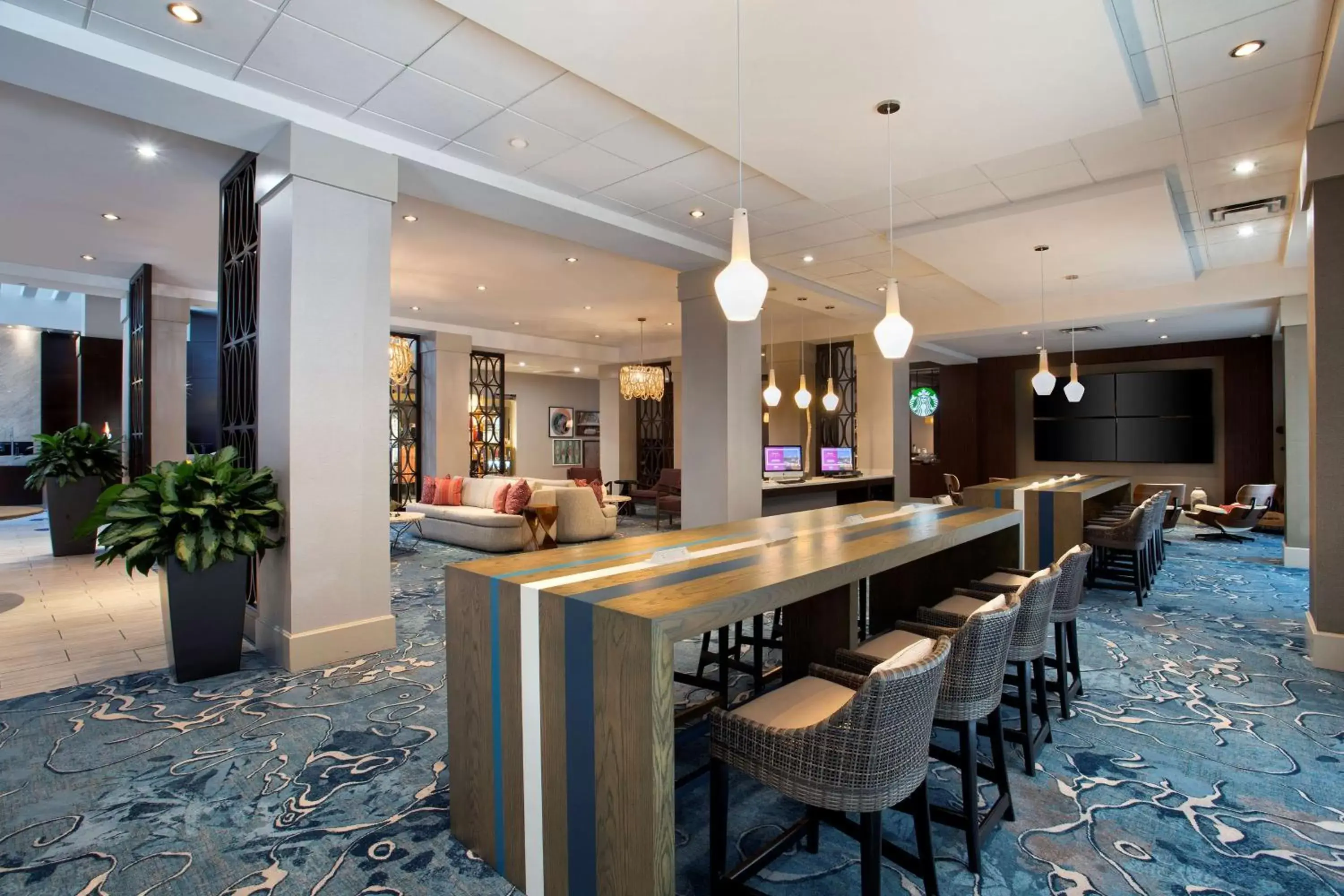 Lobby or reception, Lounge/Bar in Hilton Tampa Downtown