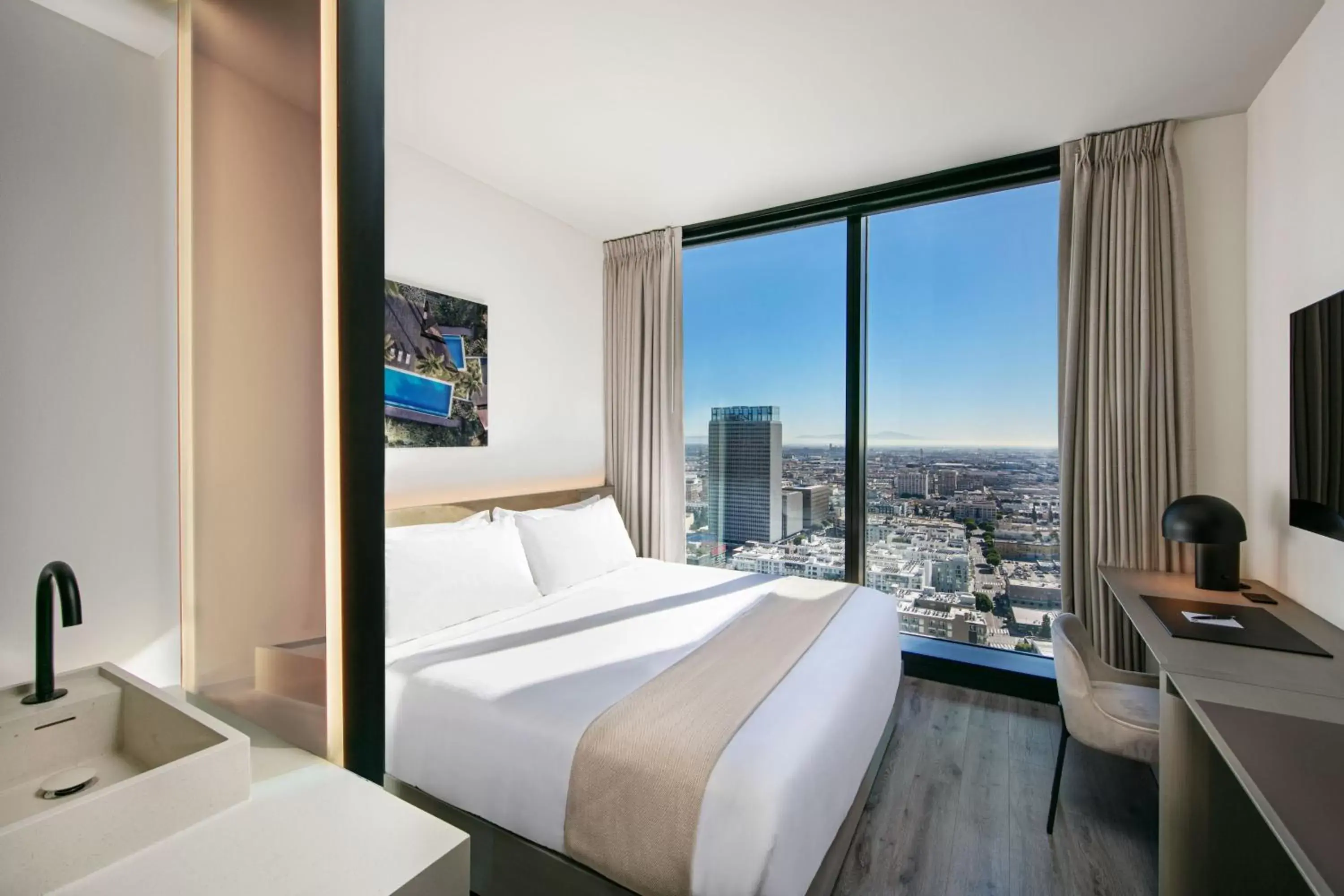 Bedroom in AC Hotel by Marriott Downtown Los Angeles