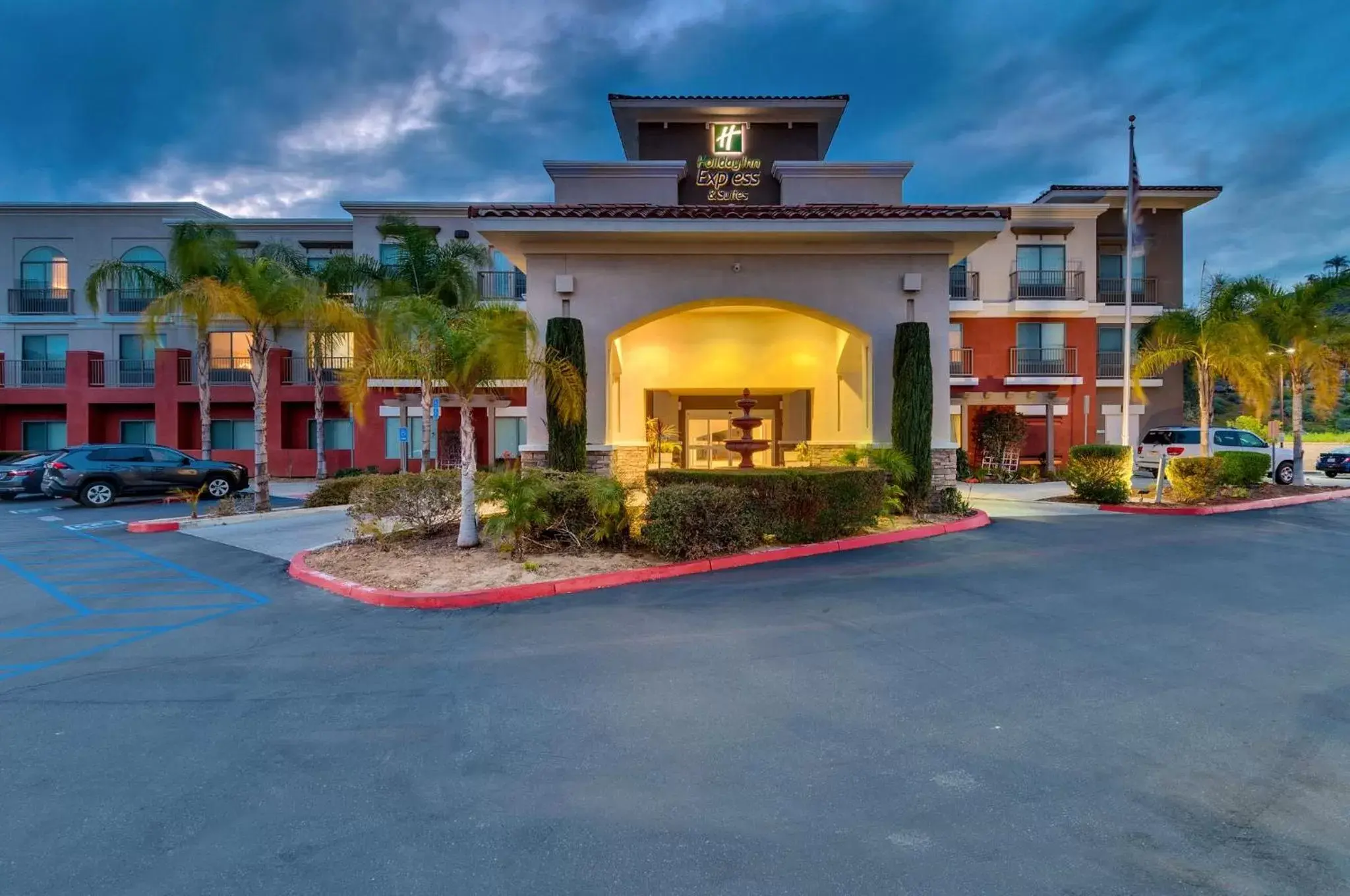 Property Building in Holiday Inn Express Hotel & Suites Lake Elsinore, an IHG Hotel