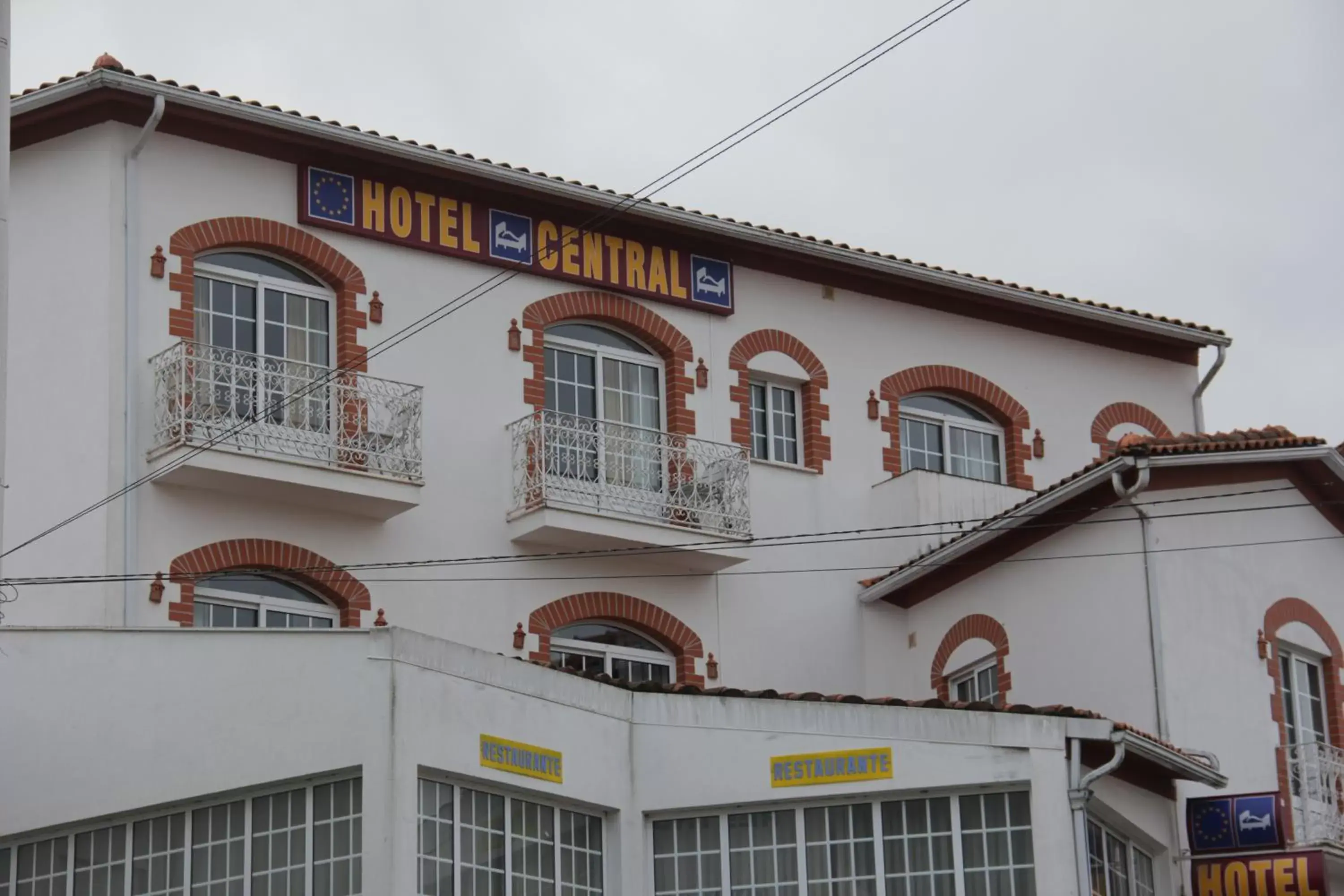 Facade/entrance, Property Building in Hotel Central