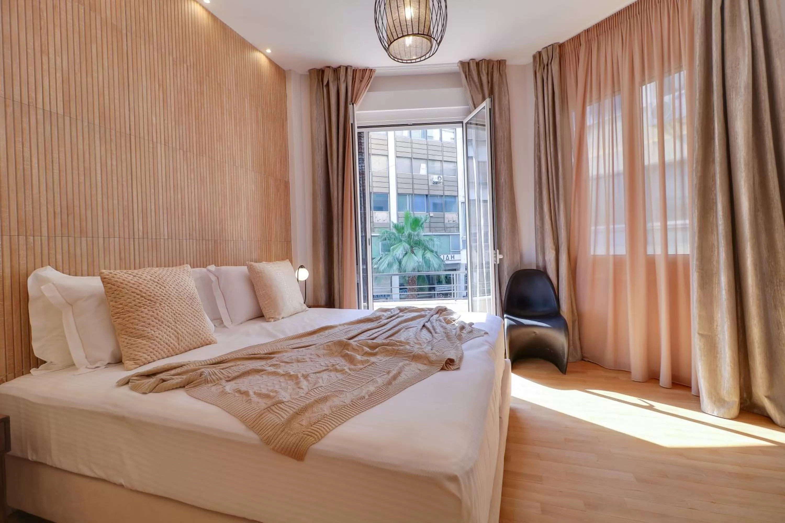 Balcony/Terrace, Bed in AthINN Residence