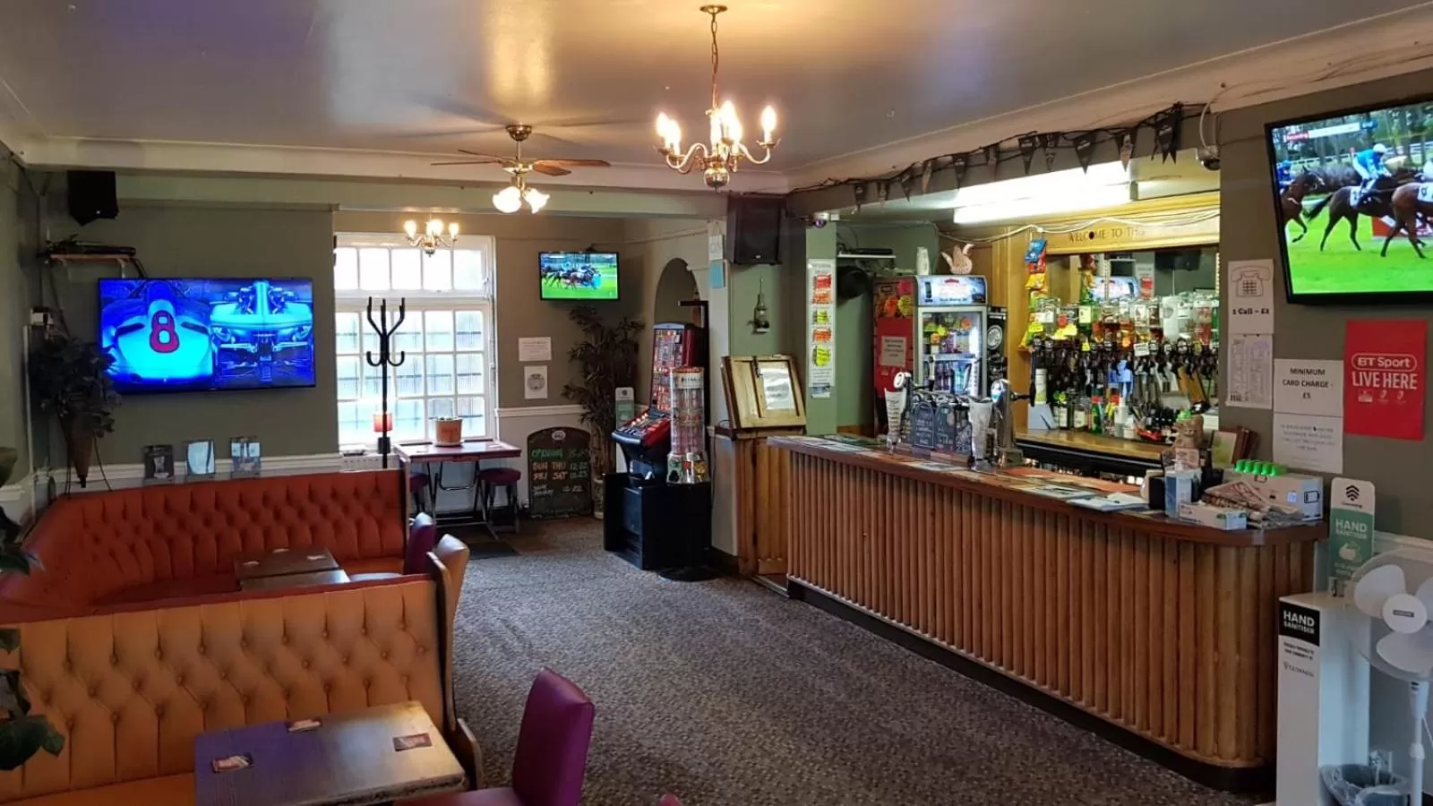 Lounge or bar in Hour Glass Hotel