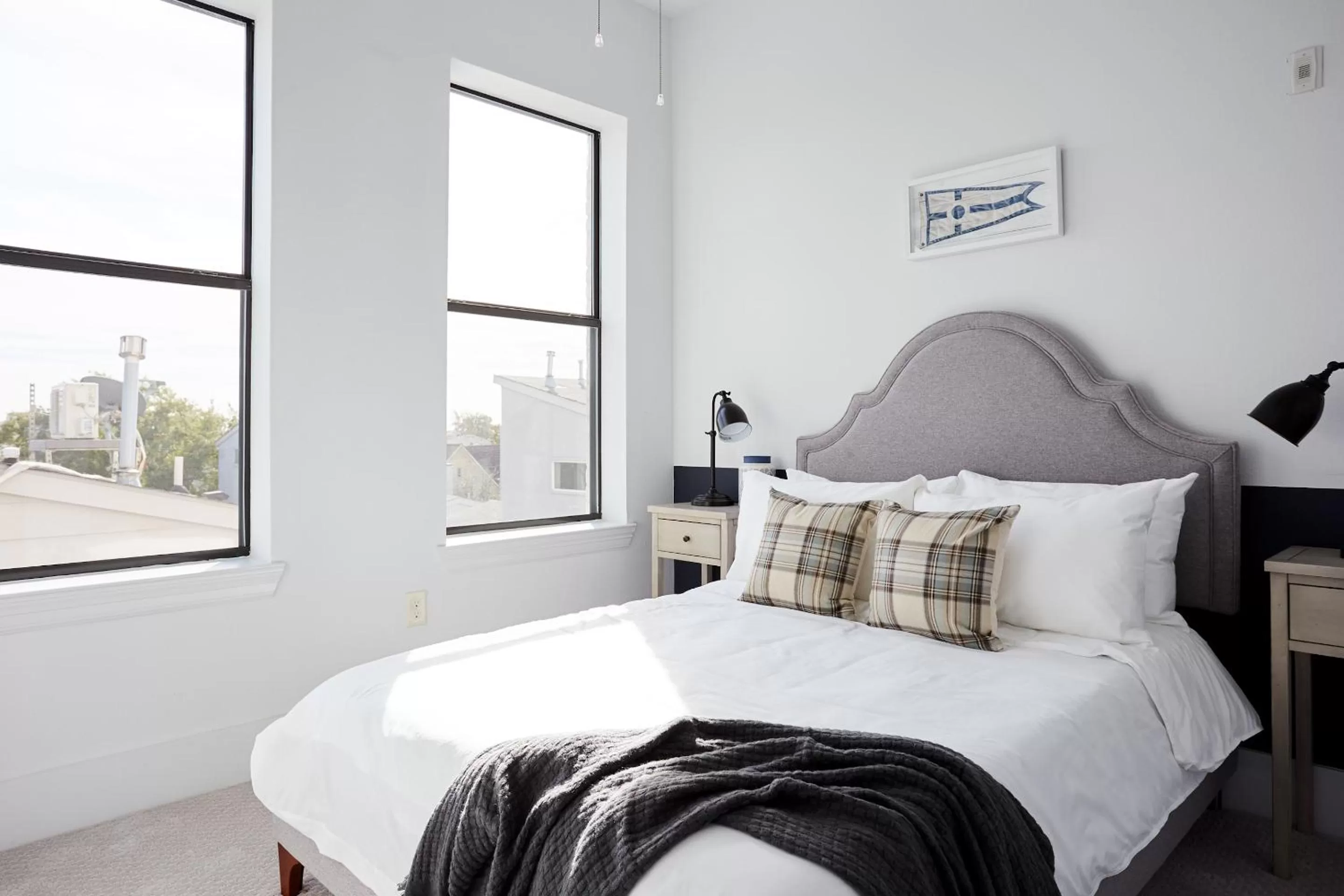 Bed in Sonder The Hampstead