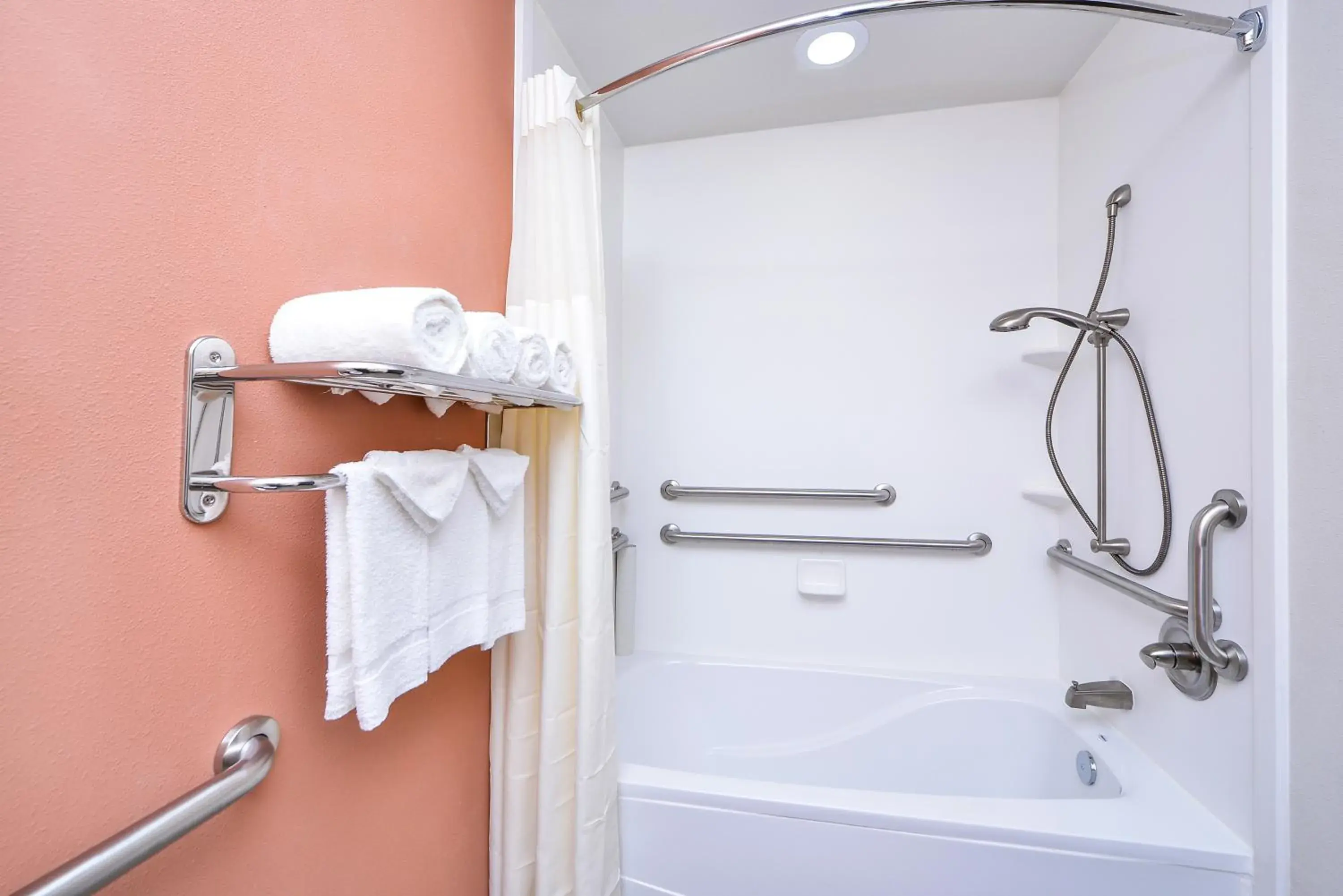 Bathroom in Sleep Inn & Suites Austin – Tech Center