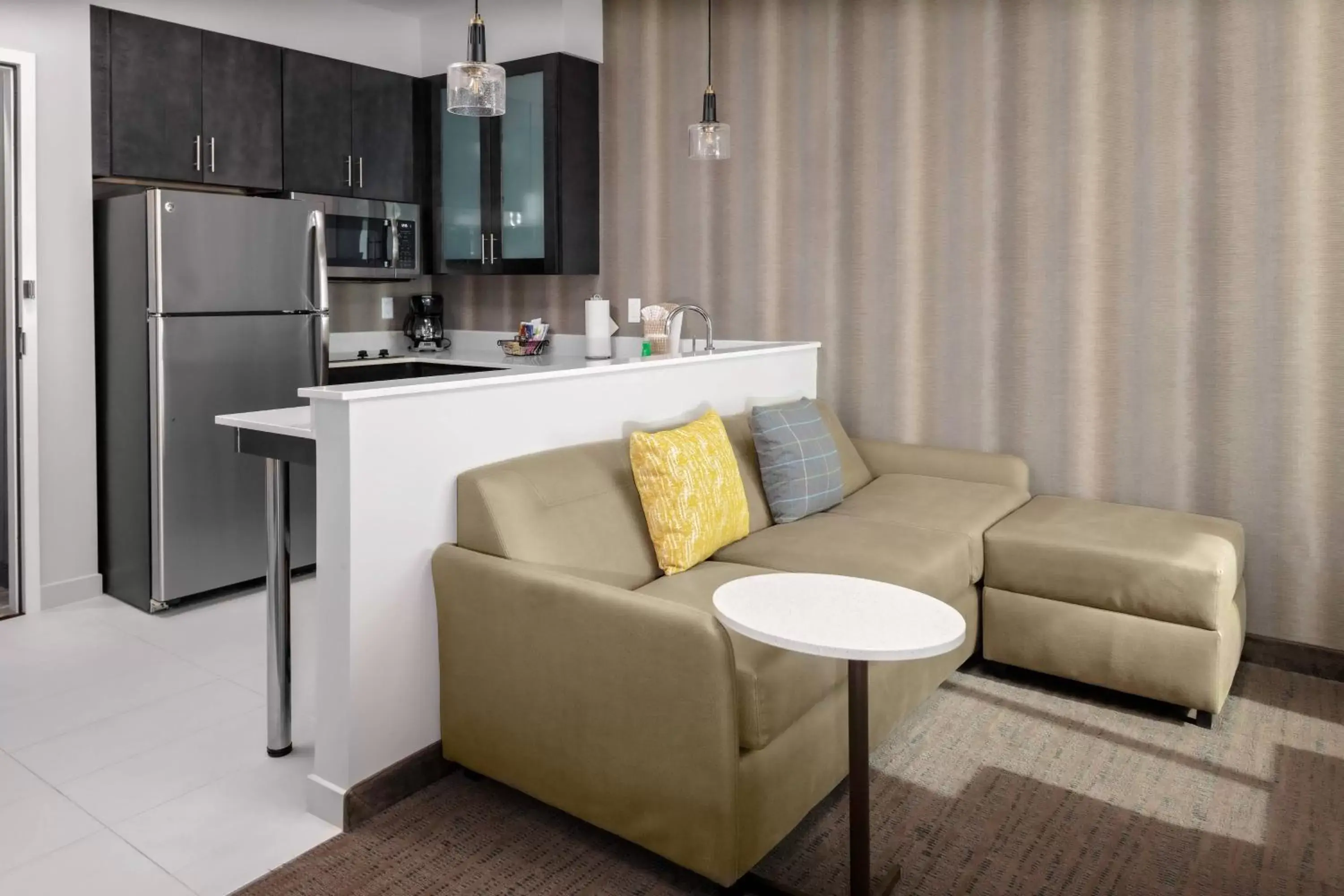 Living room, Seating Area in Residence Inn by Marriott Phoenix Mesa East