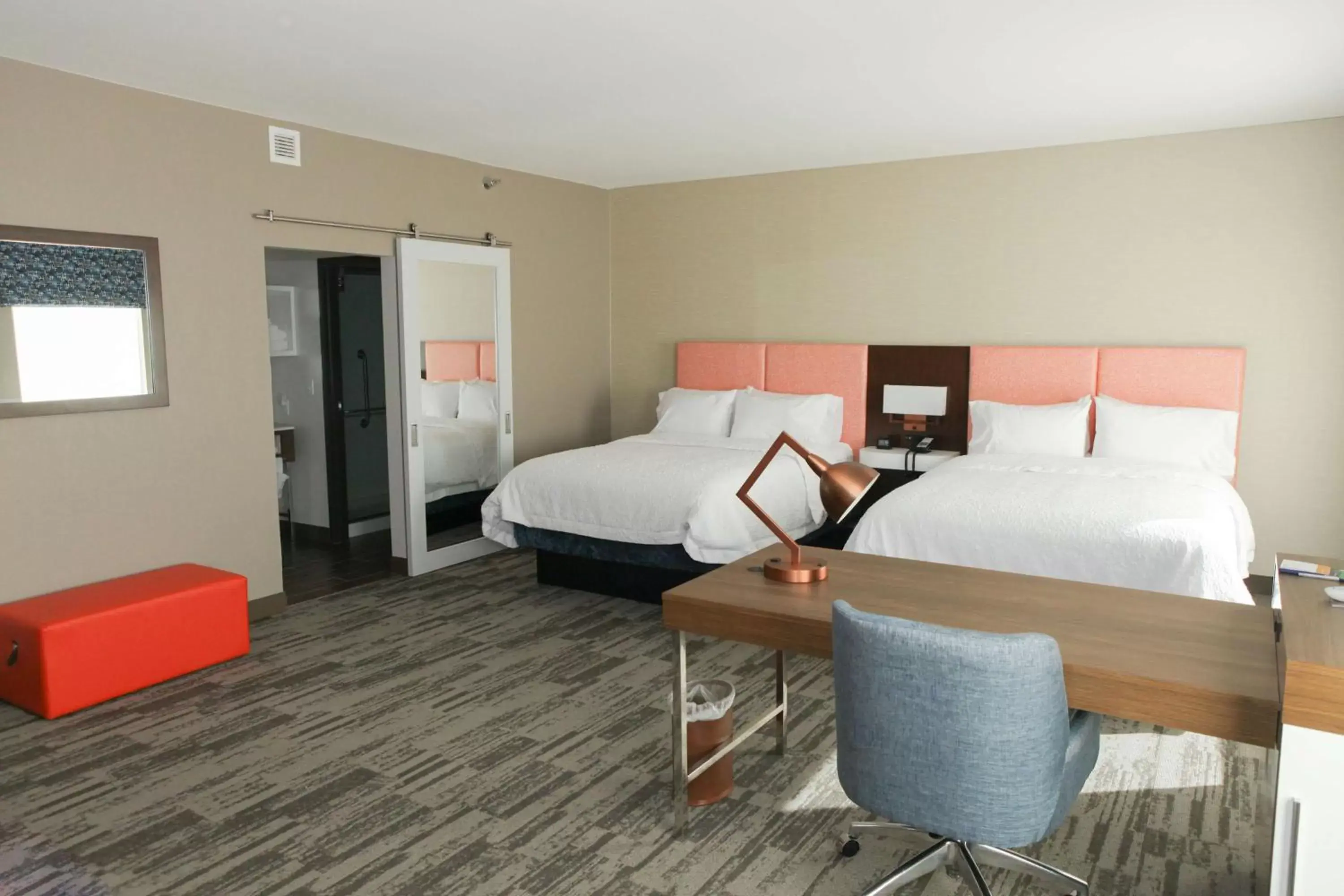 Bedroom, Bed in Hampton Inn & Suites Lafayette