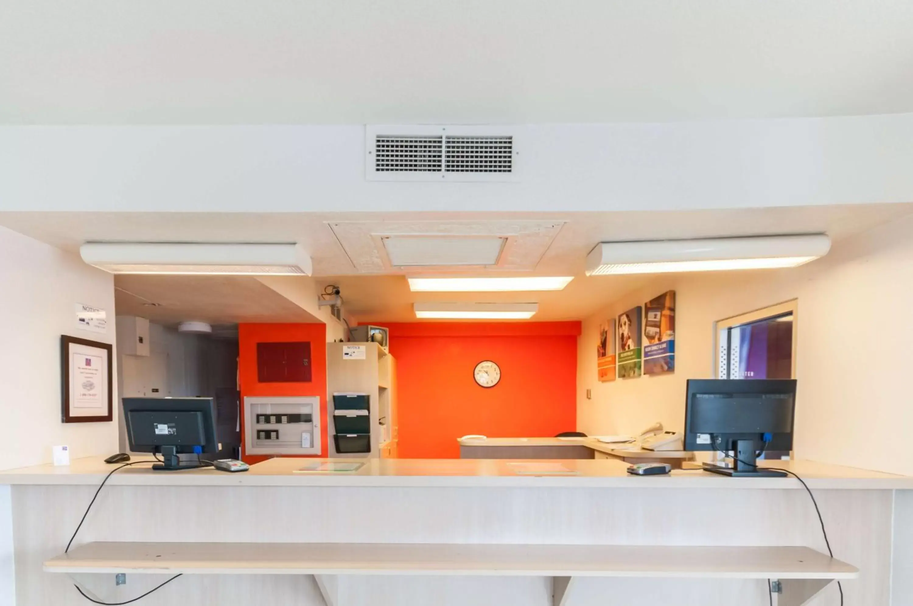 Lobby or reception in Motel 6-Green River, UT Lobby or reception in Motel 6-Green River, UT