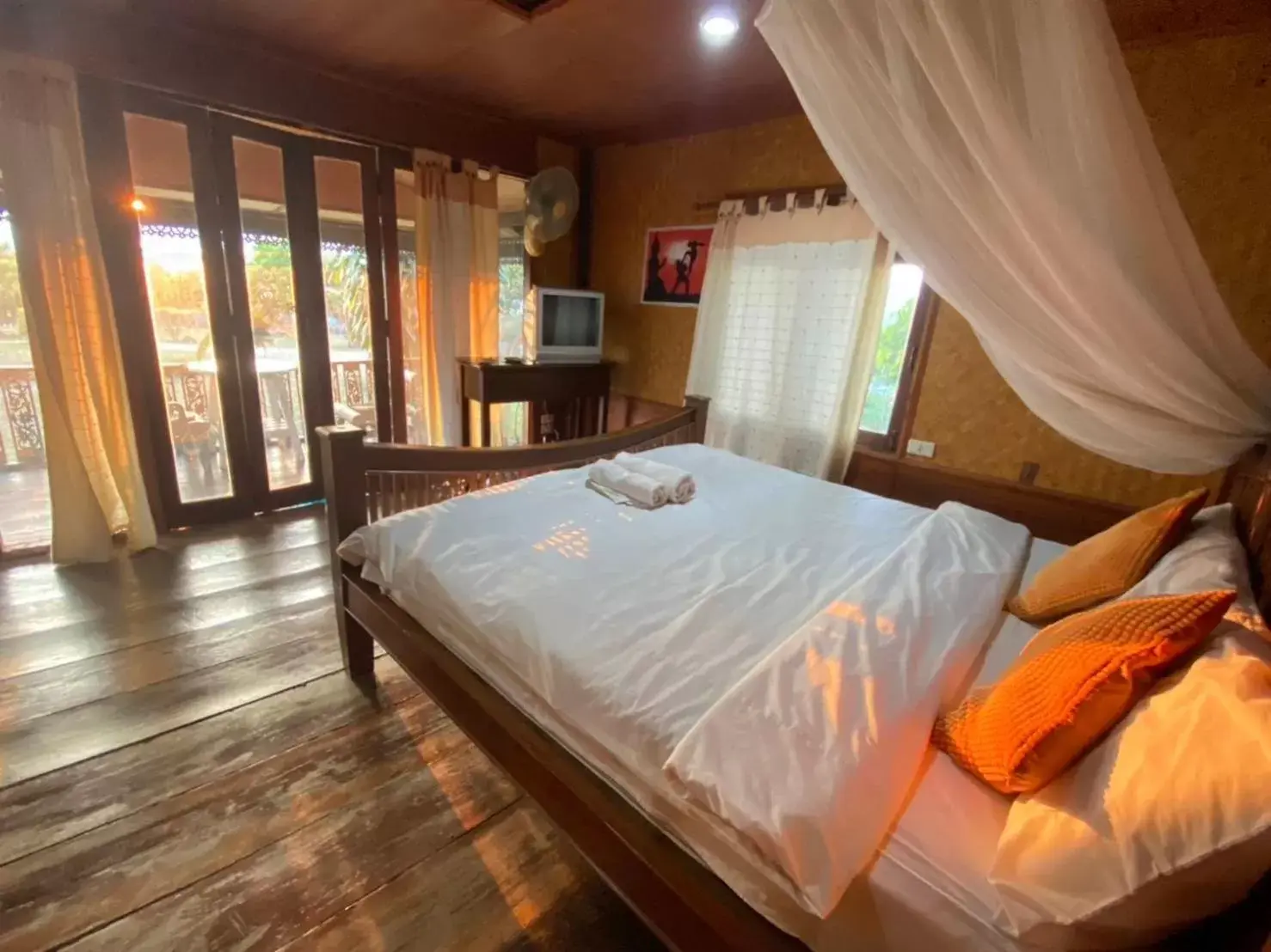 Bedroom, Bed in Romantic Time Mountain Resort