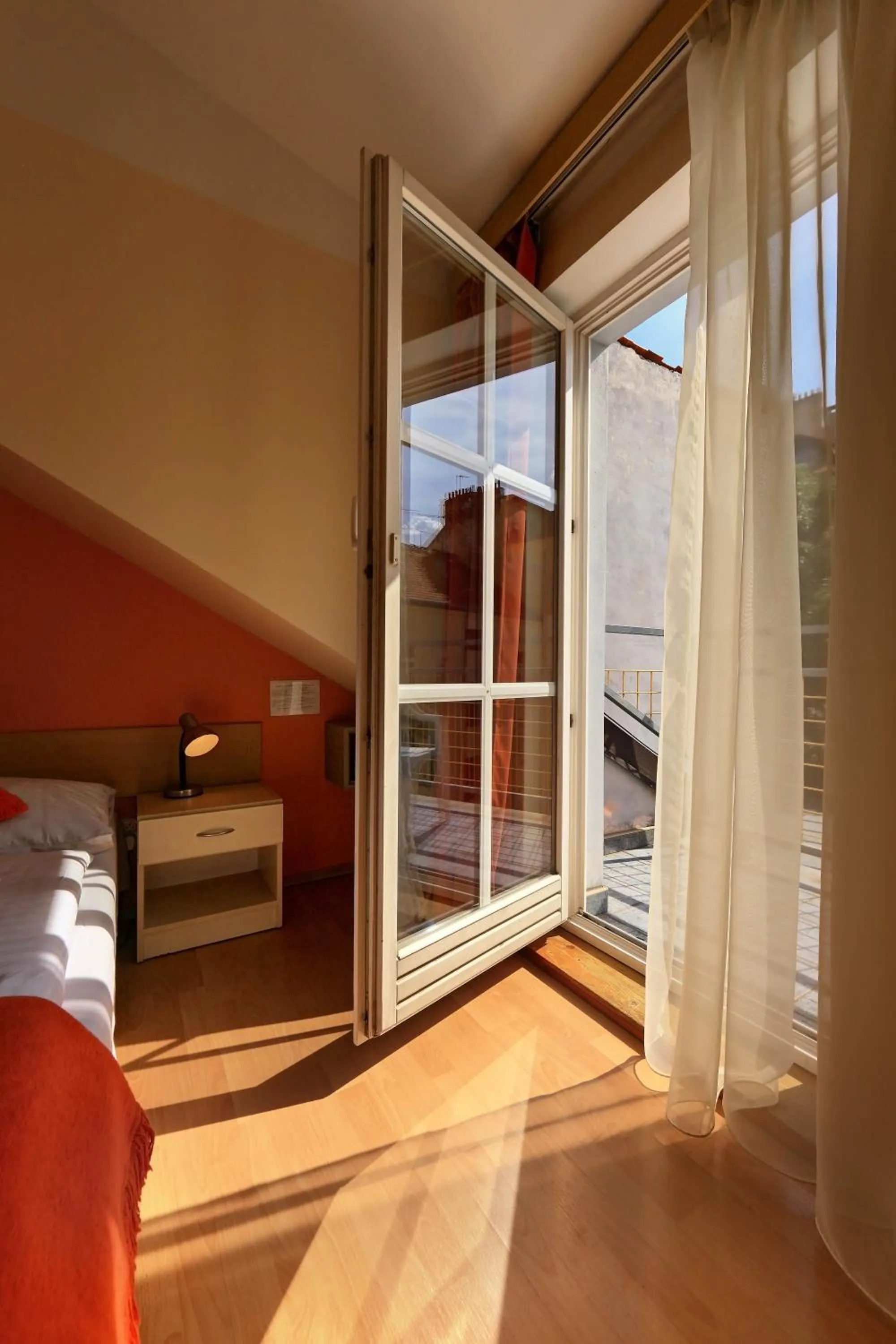 Bed in Residence Tabor