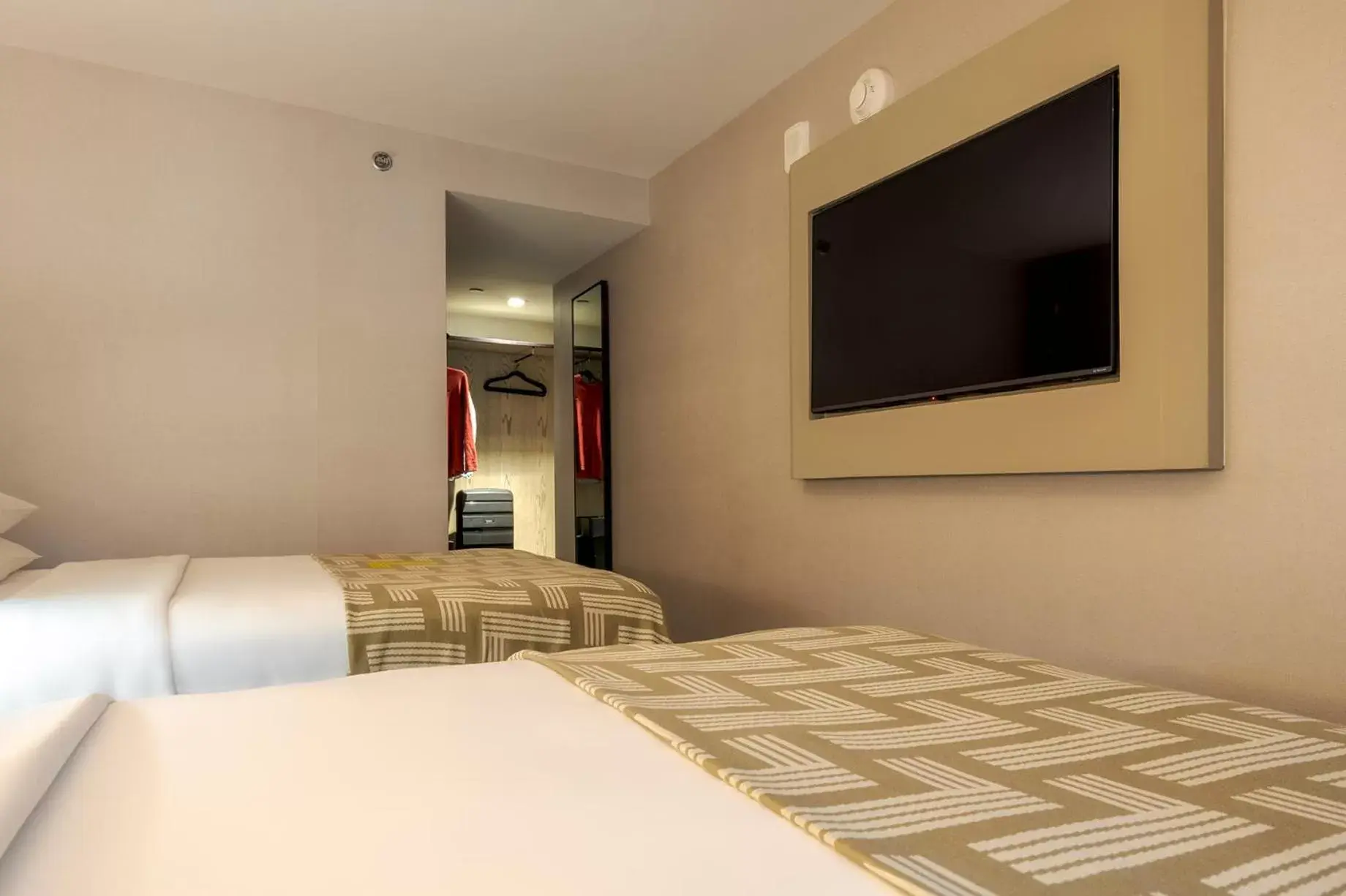 Bedroom, Bed in Pestana CR7 Times Square