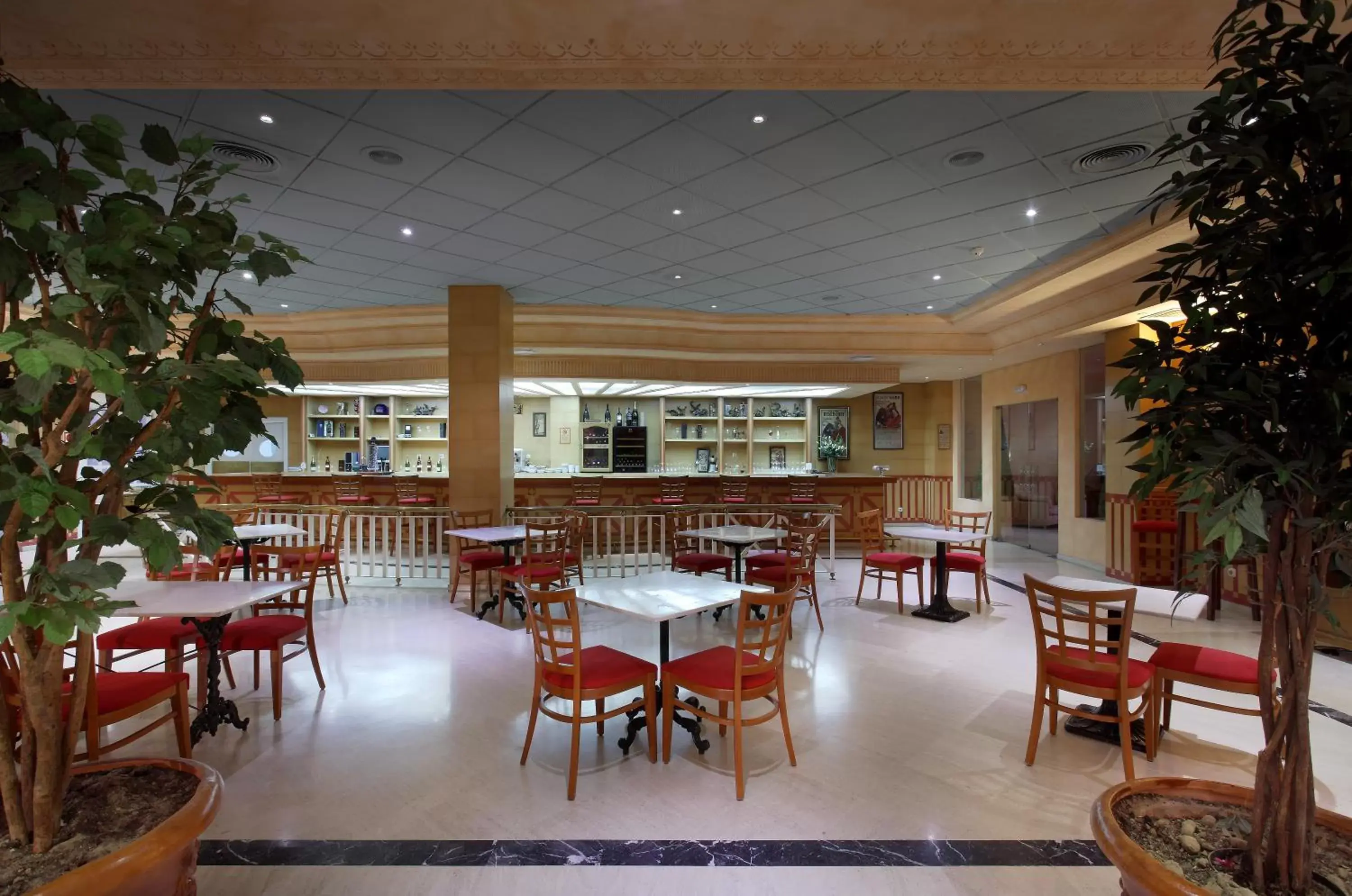 Lounge or bar in Exe Gran Hotel Solucar Lounge or bar in Exe Gran Hotel Solucar