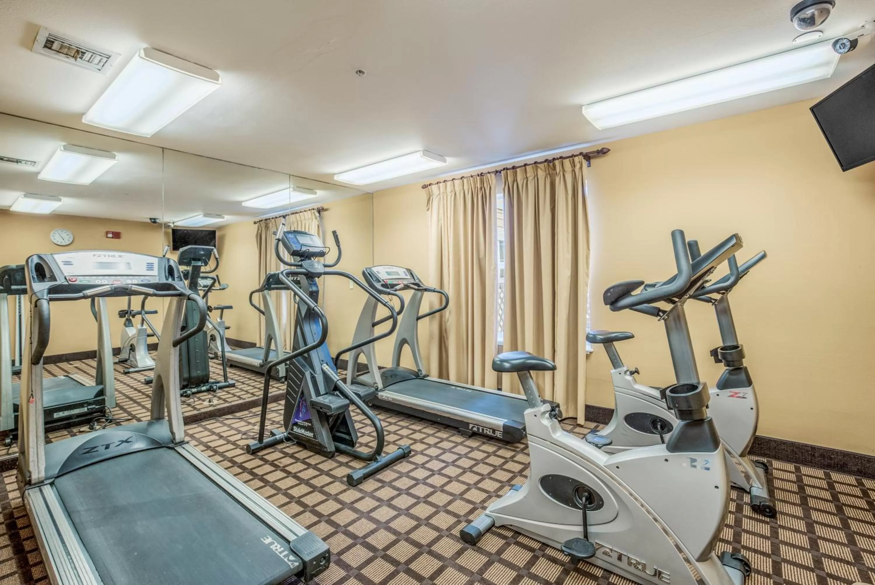 Fitness centre/facilities in MainStay Suites Port Saint Joe South