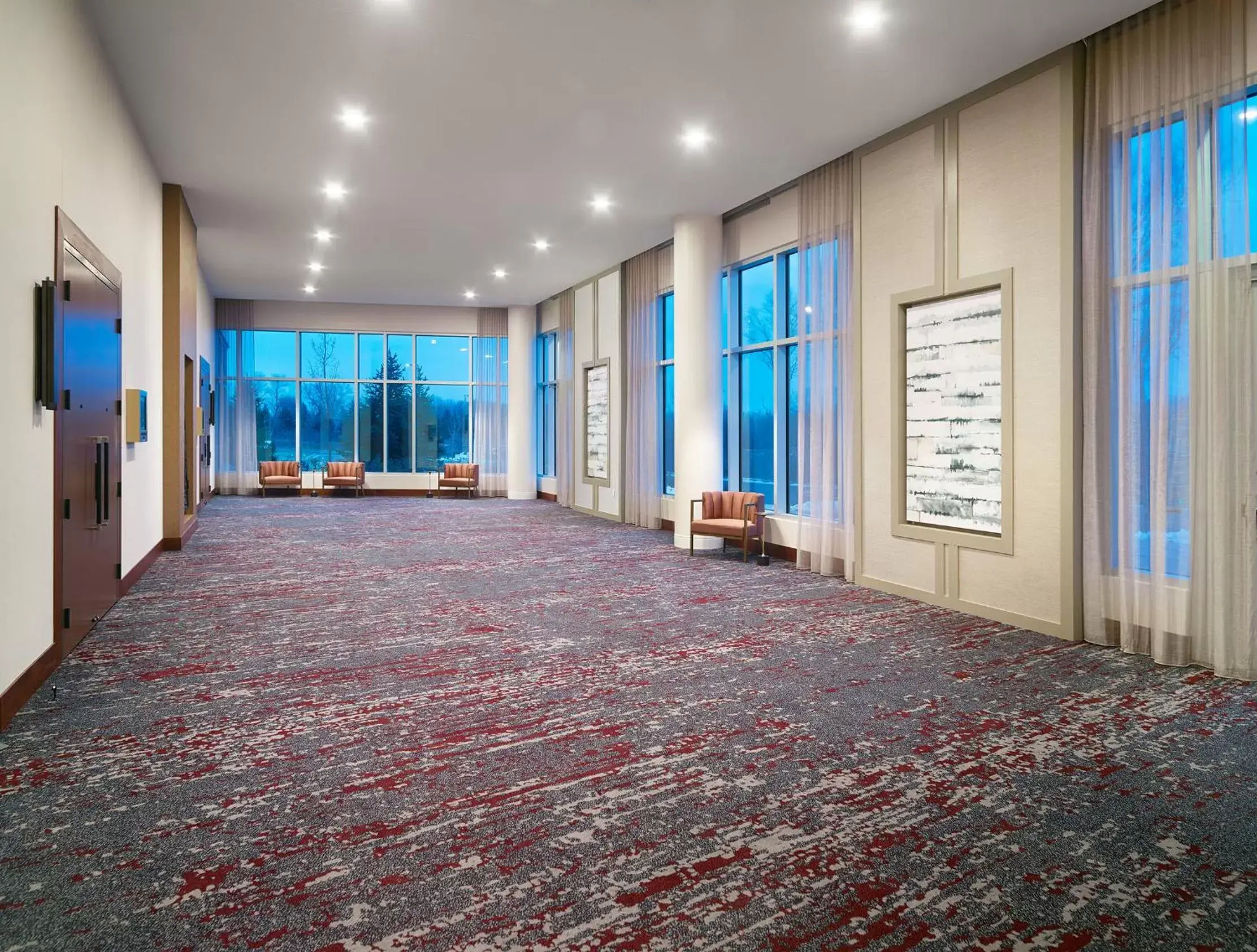 Meeting/conference room in Omni Viking Lakes