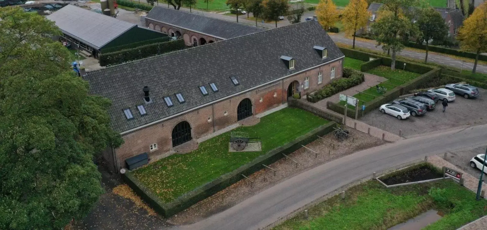 Parking, Bird's-eye View in Herberg de Brabantse Kluis