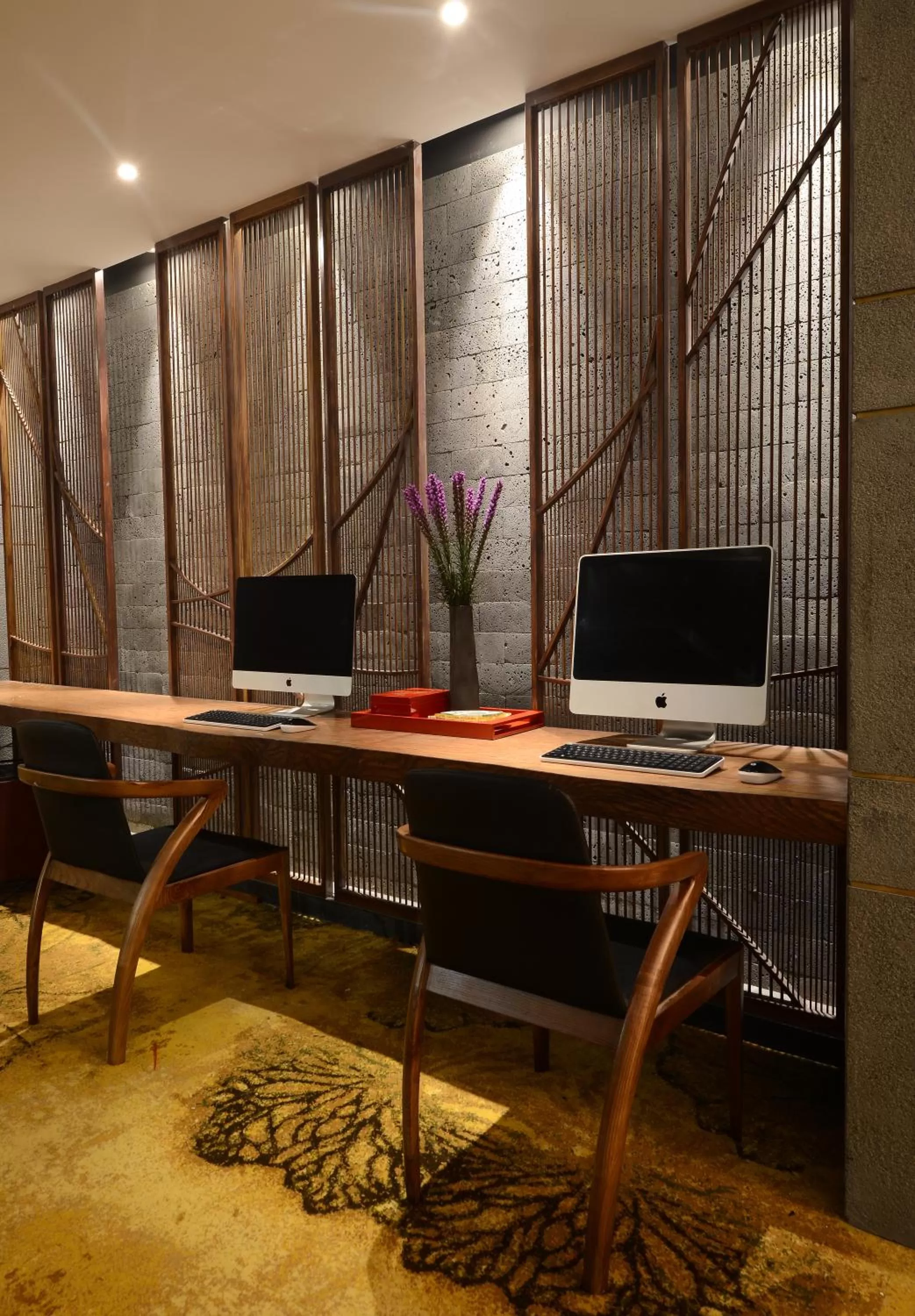 Business facilities in The Chi Boutique Hotel